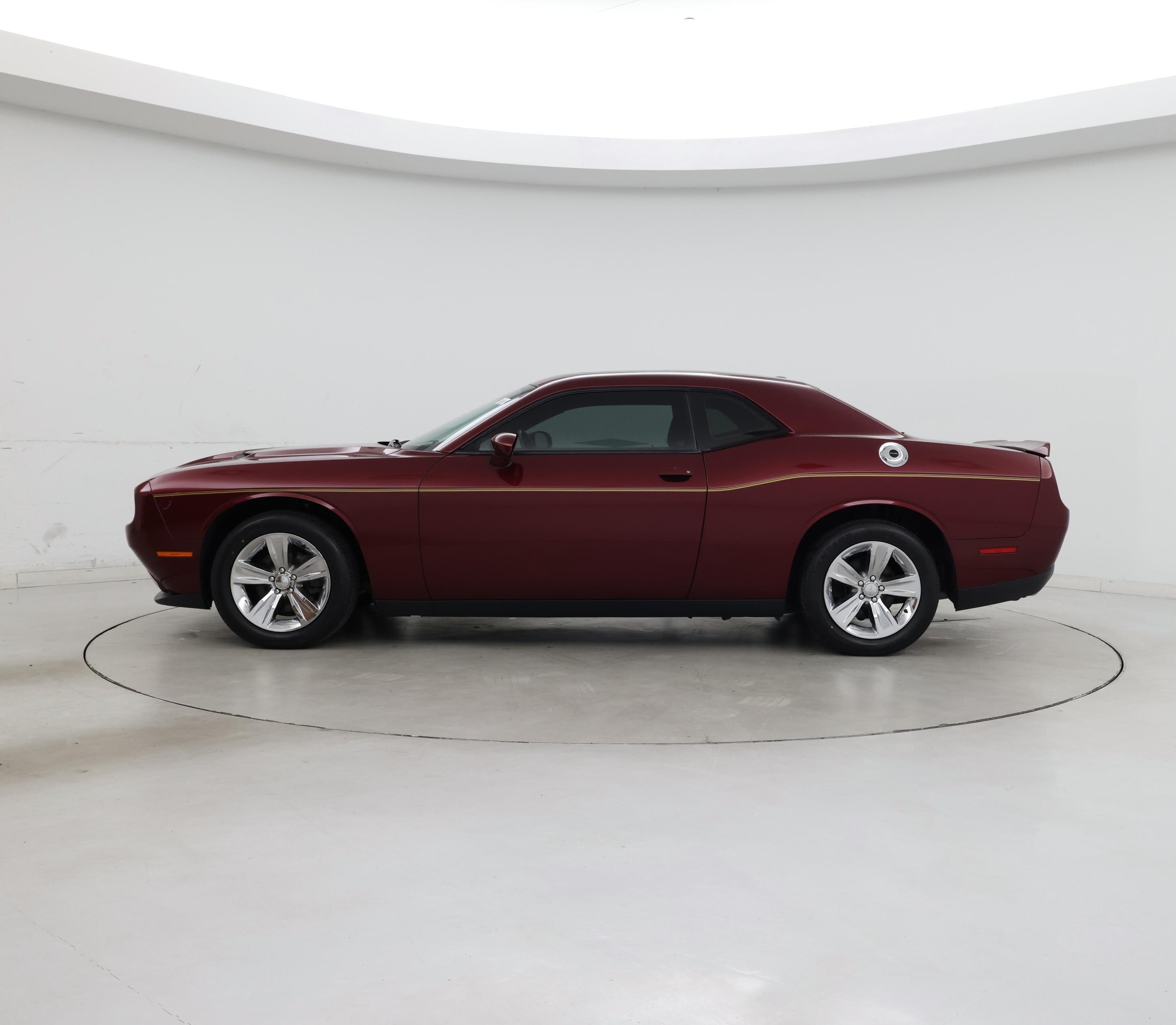 Thumbnail: 2020 Dodge Challenger - 3