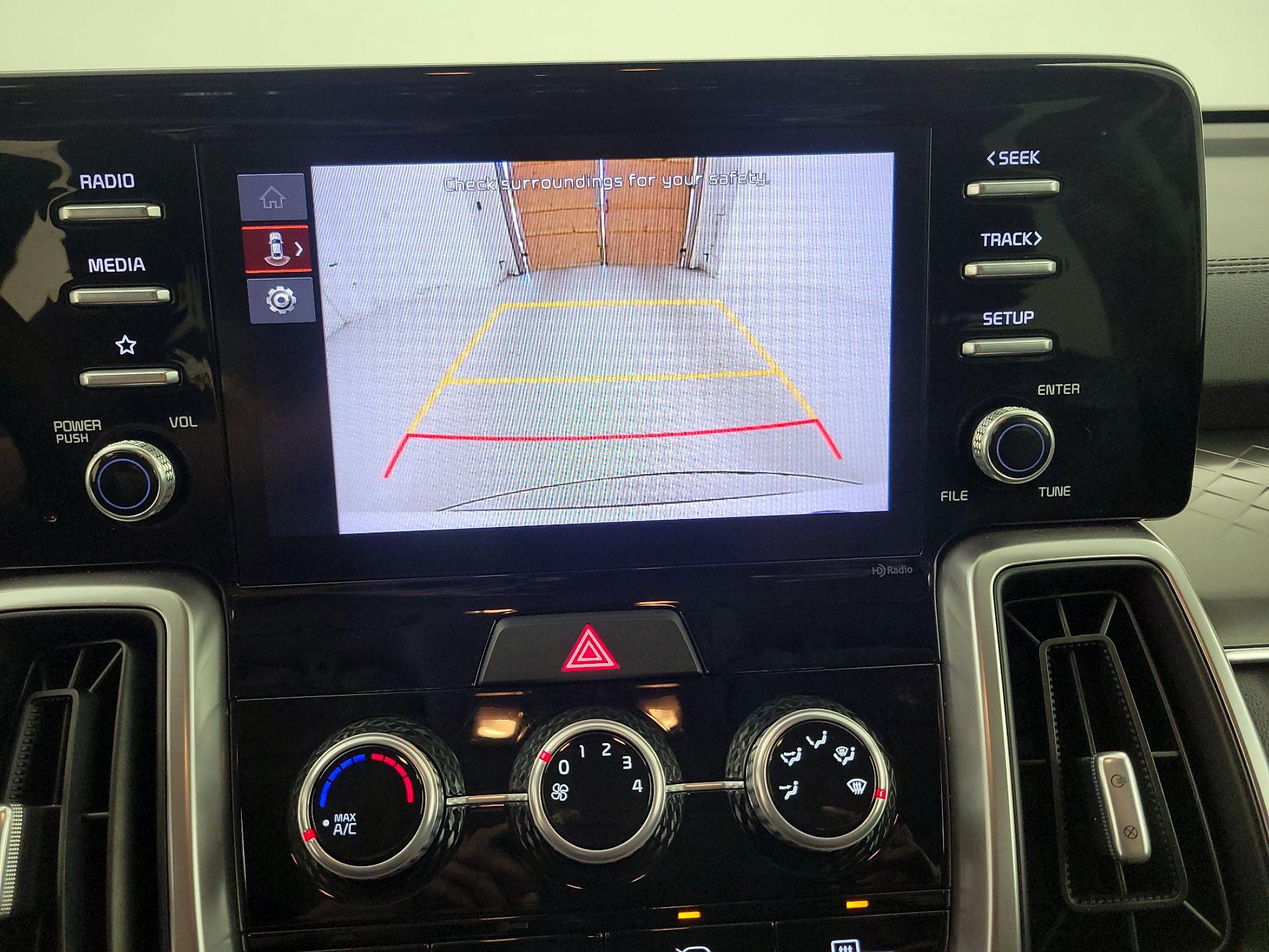 Thumbnail: 2023 Kia Sorento - 14