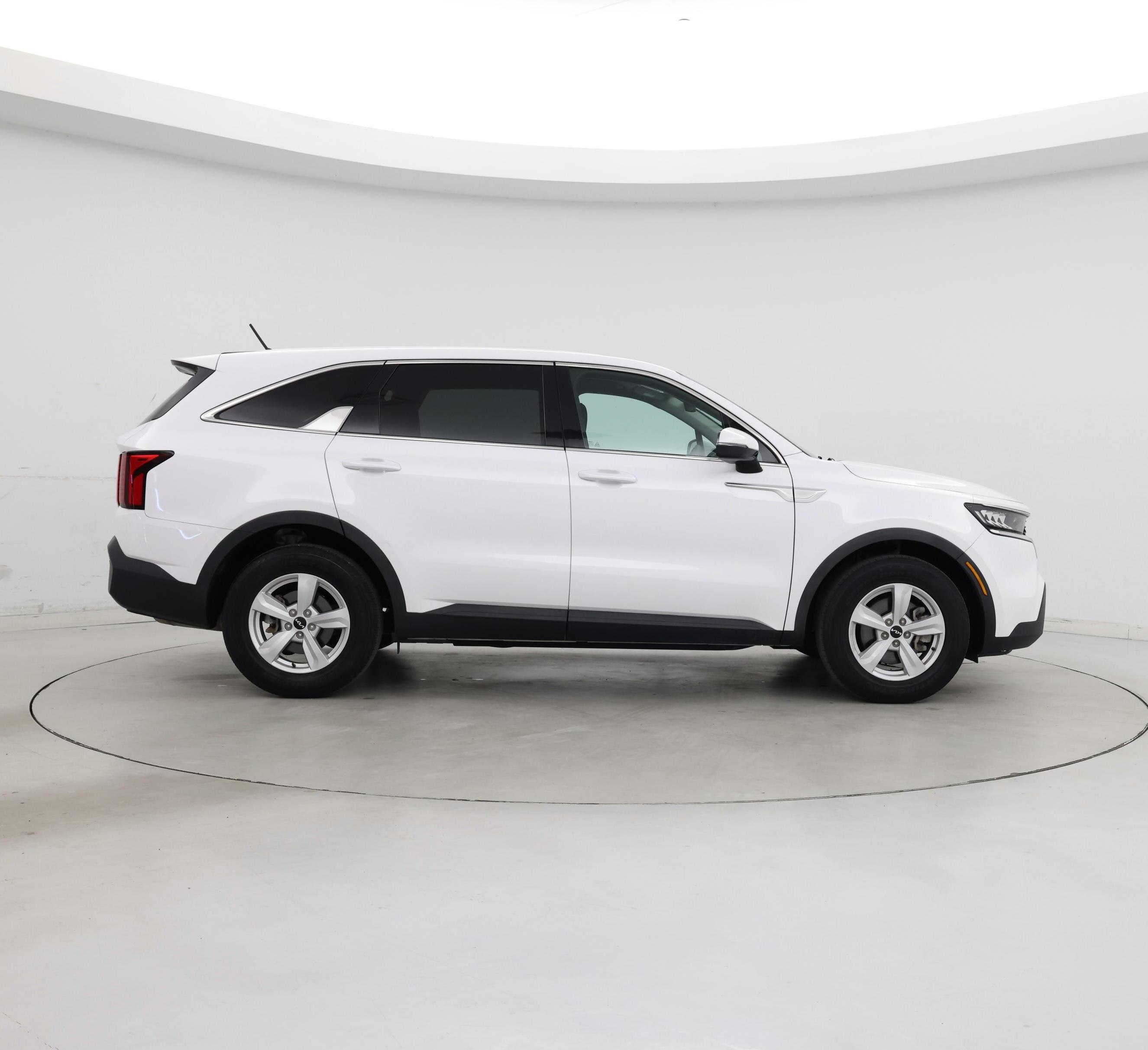 Thumbnail: 2023 Kia Sorento - 7