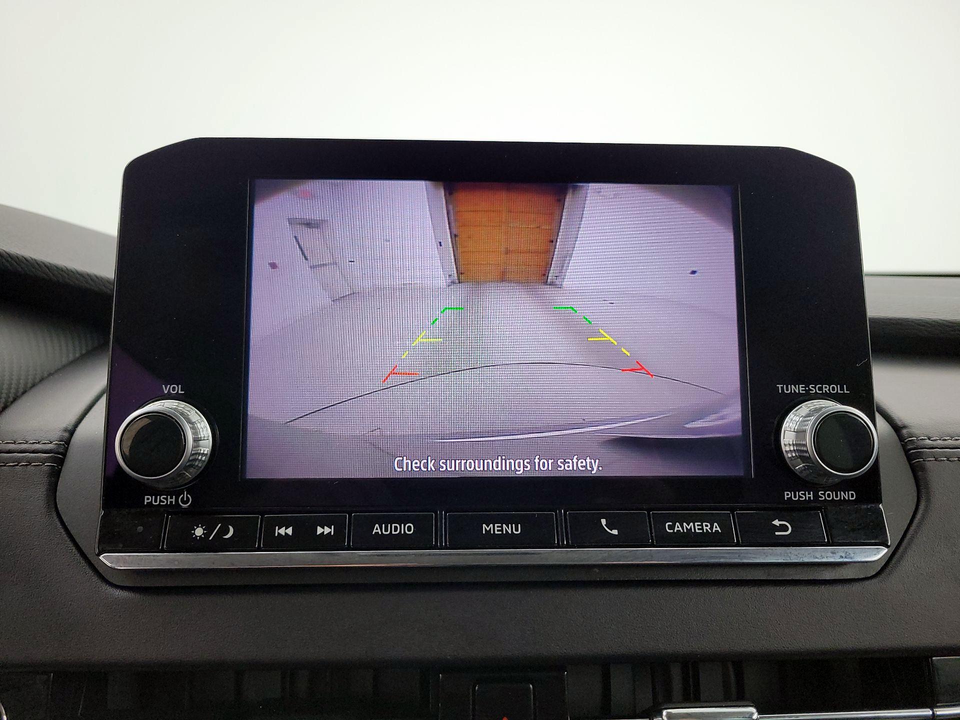 Thumbnail: 2023 Mitsubishi Outlander - 14