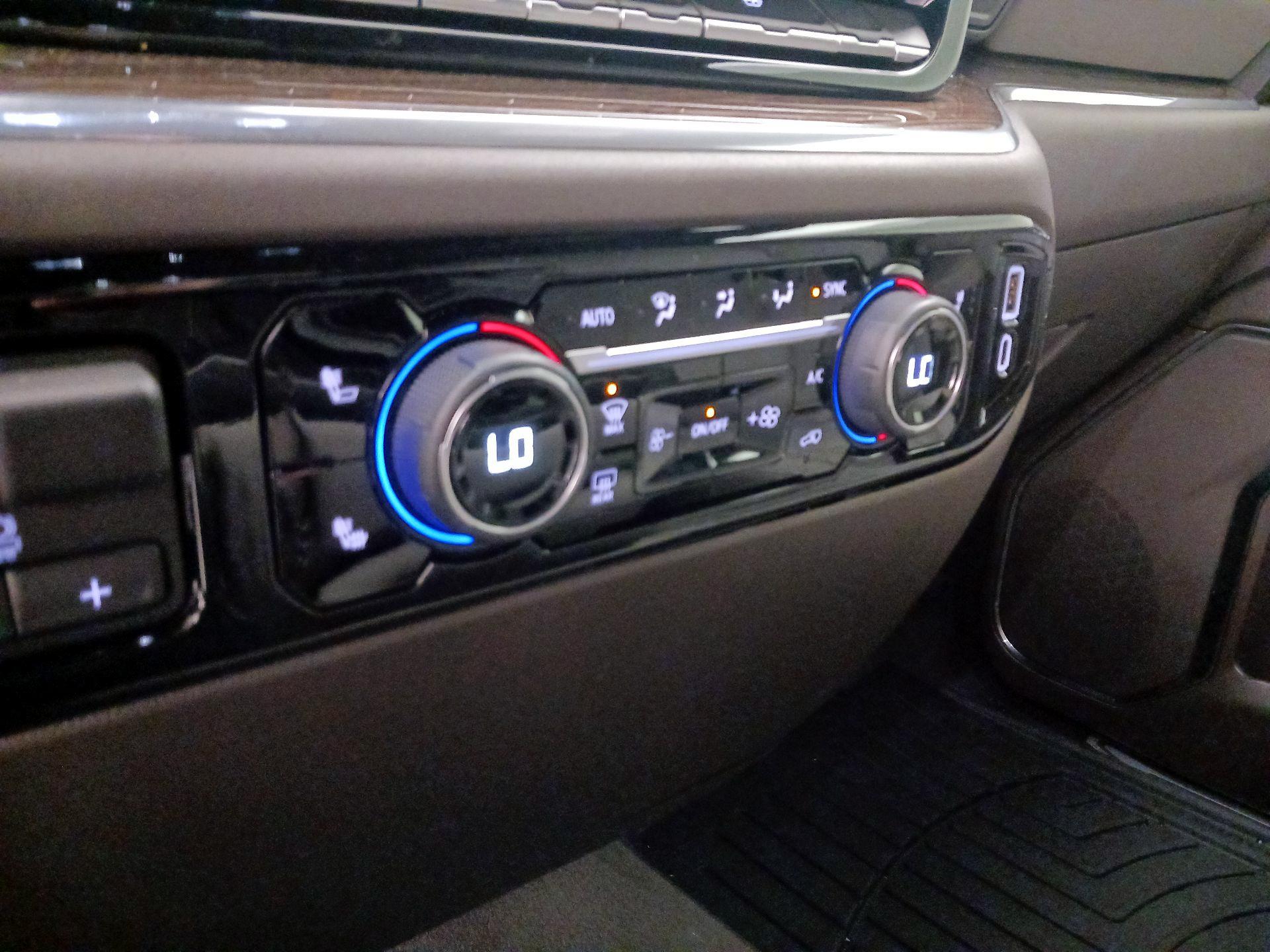 Thumbnail: 2023 Chevrolet Silverado 1500 - 16