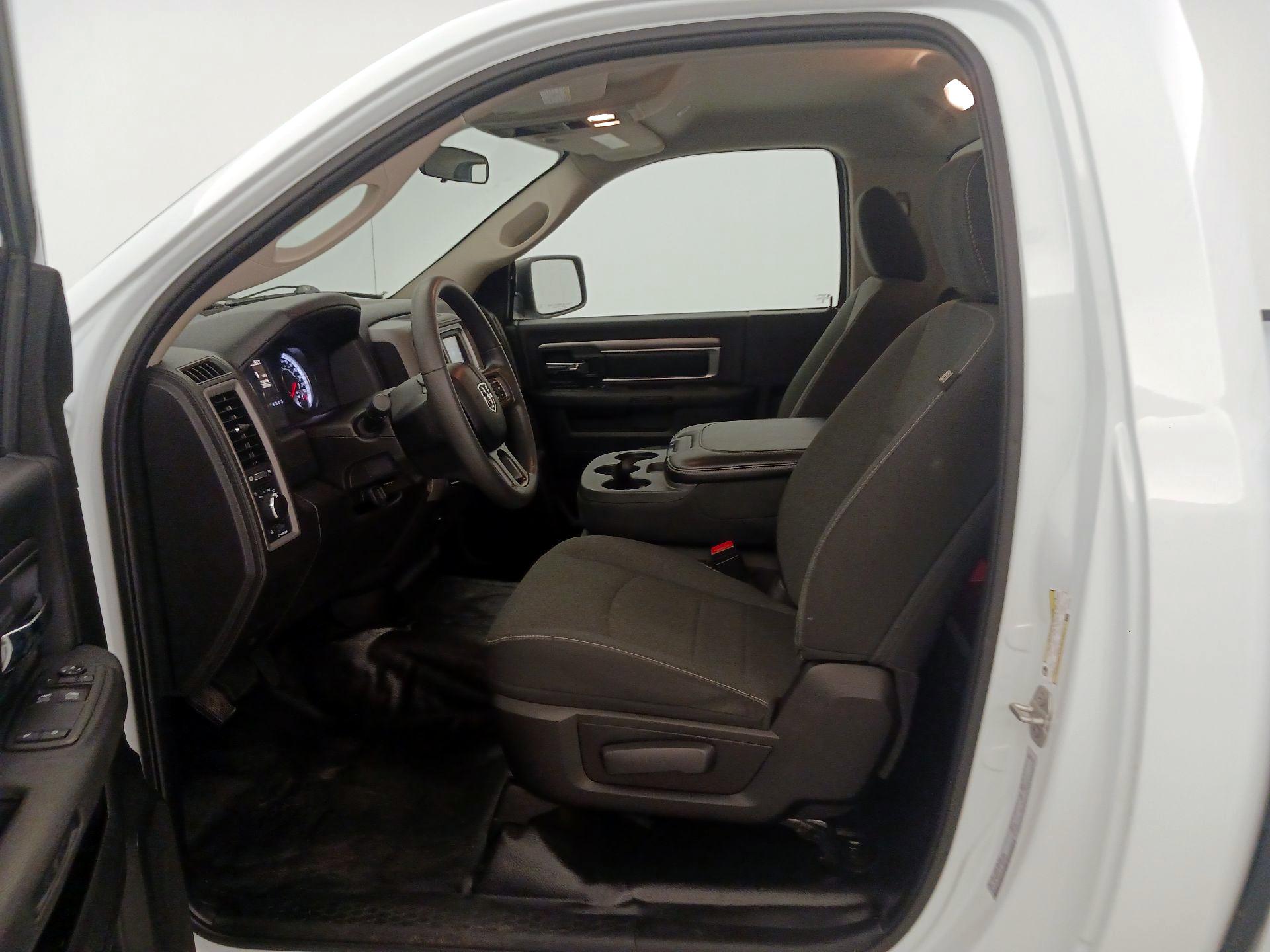 Thumbnail: 2023 RAM 1500 Classic - 11