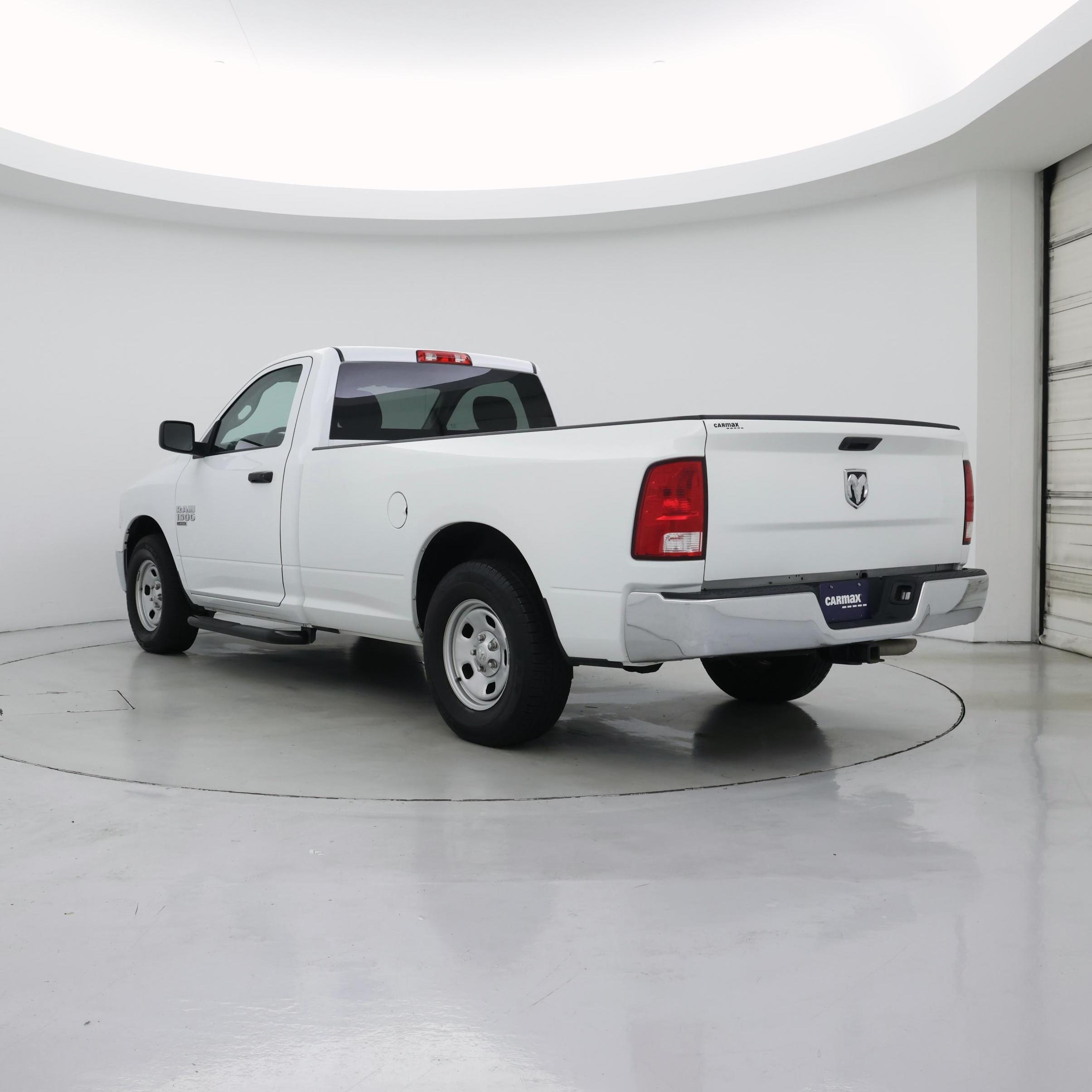 Thumbnail: 2023 RAM 1500 Classic - 2