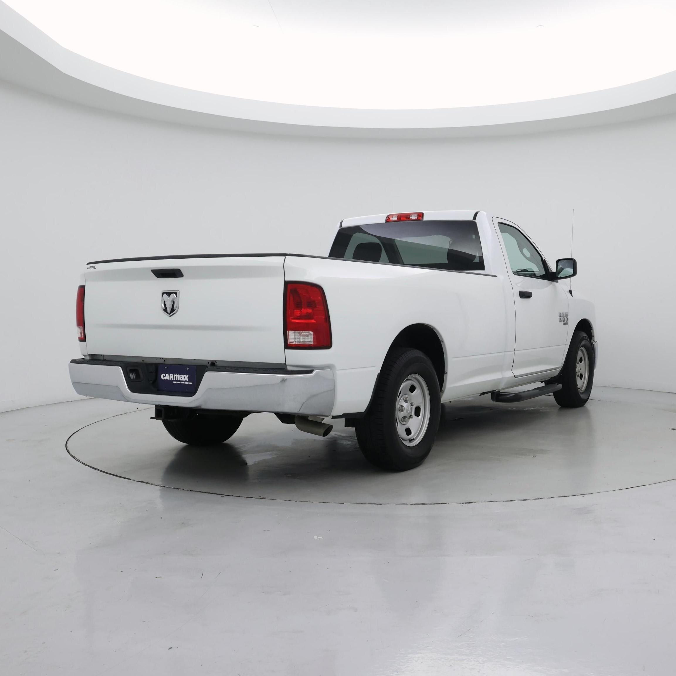 Thumbnail: 2023 RAM 1500 Classic - 8
