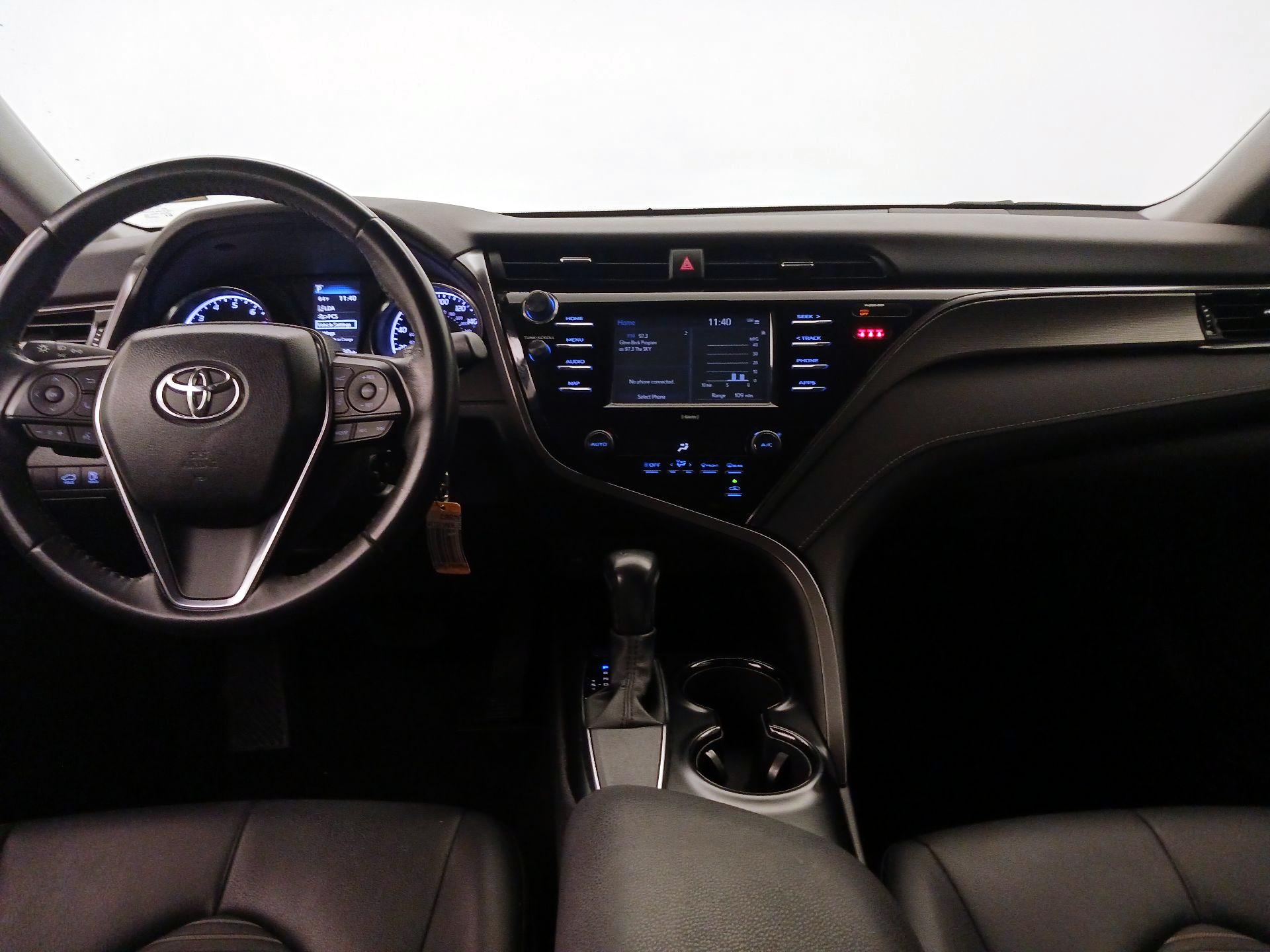 Thumbnail: 2020 Toyota Camry - 9