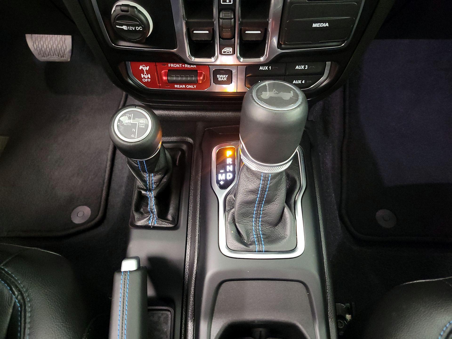 Thumbnail: 2022 Jeep Wrangler - 18