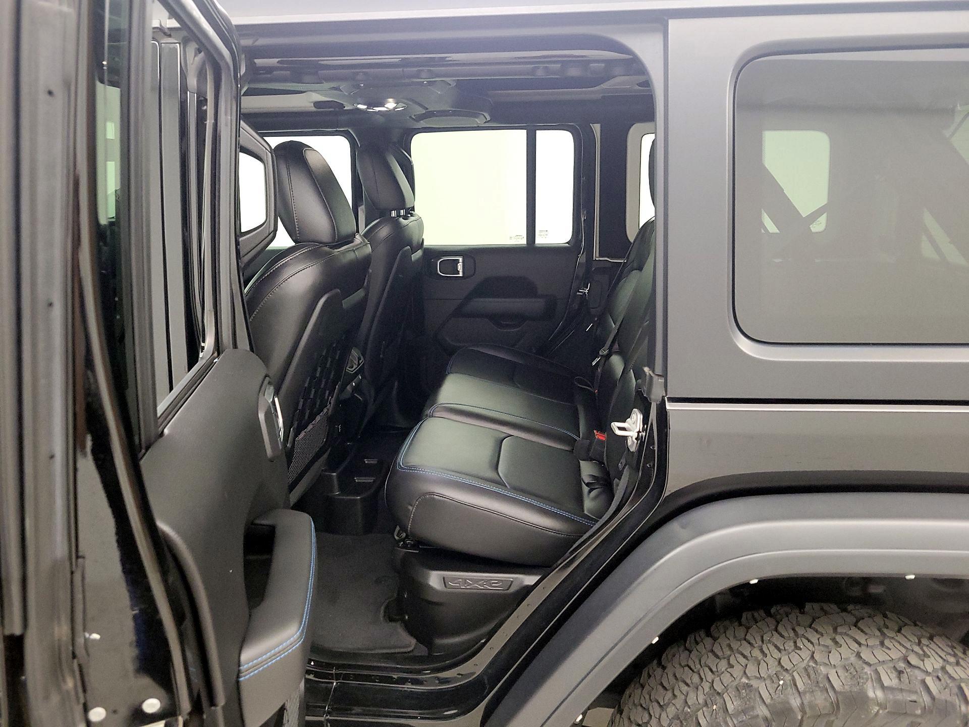 Thumbnail: 2022 Jeep Wrangler - 20