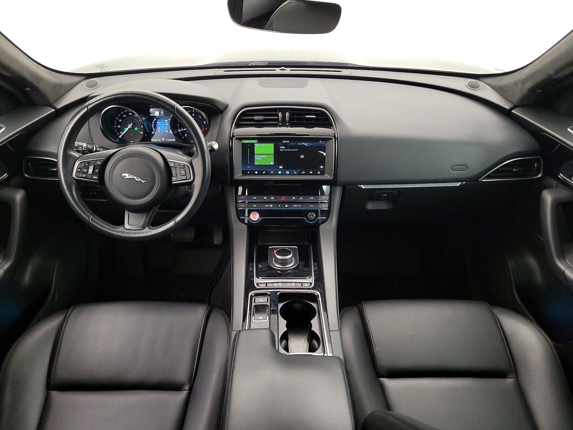 Thumbnail: 2020 Jaguar F-Pace - 9