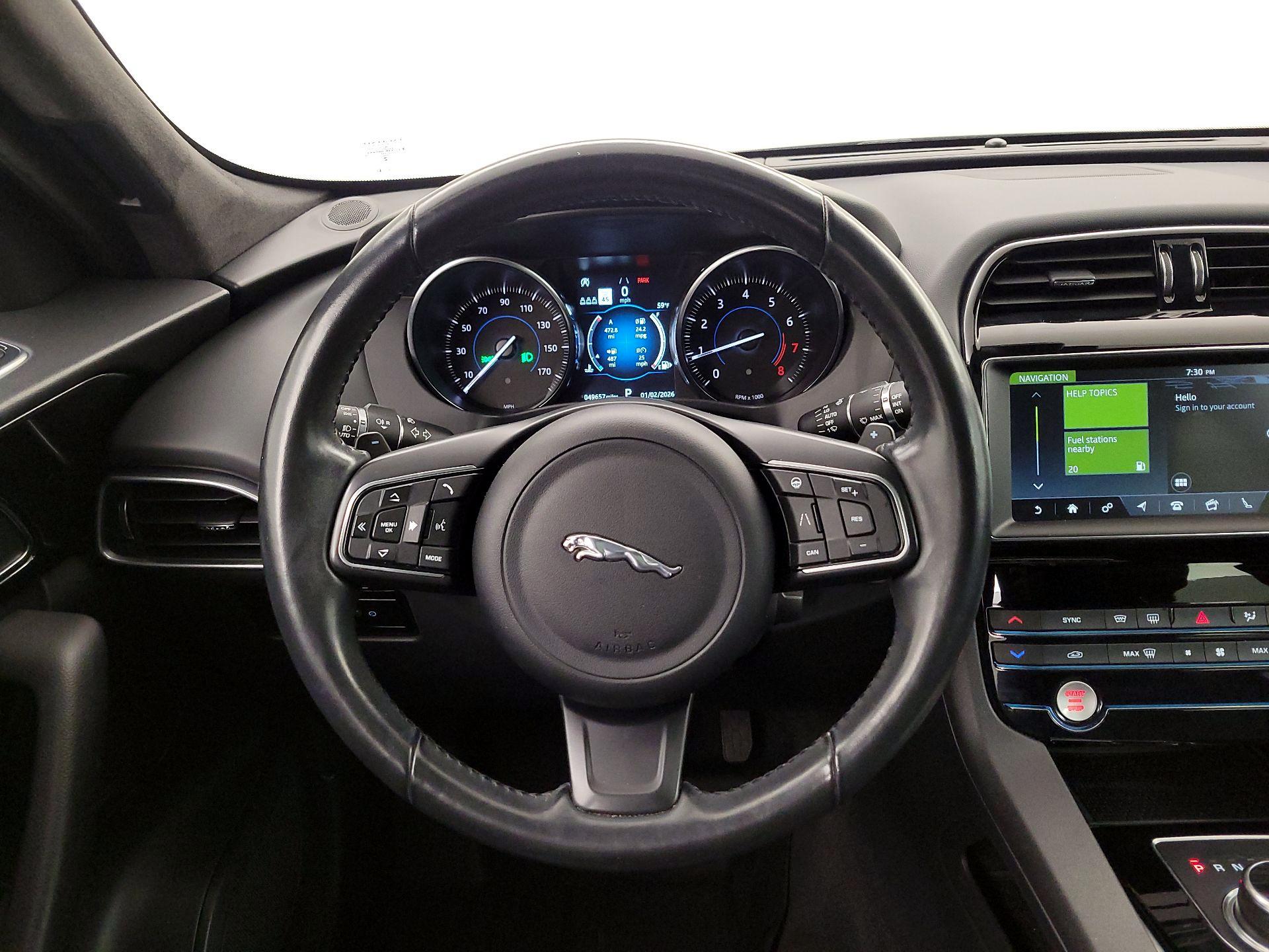 Thumbnail: 2020 Jaguar F-Pace - 10