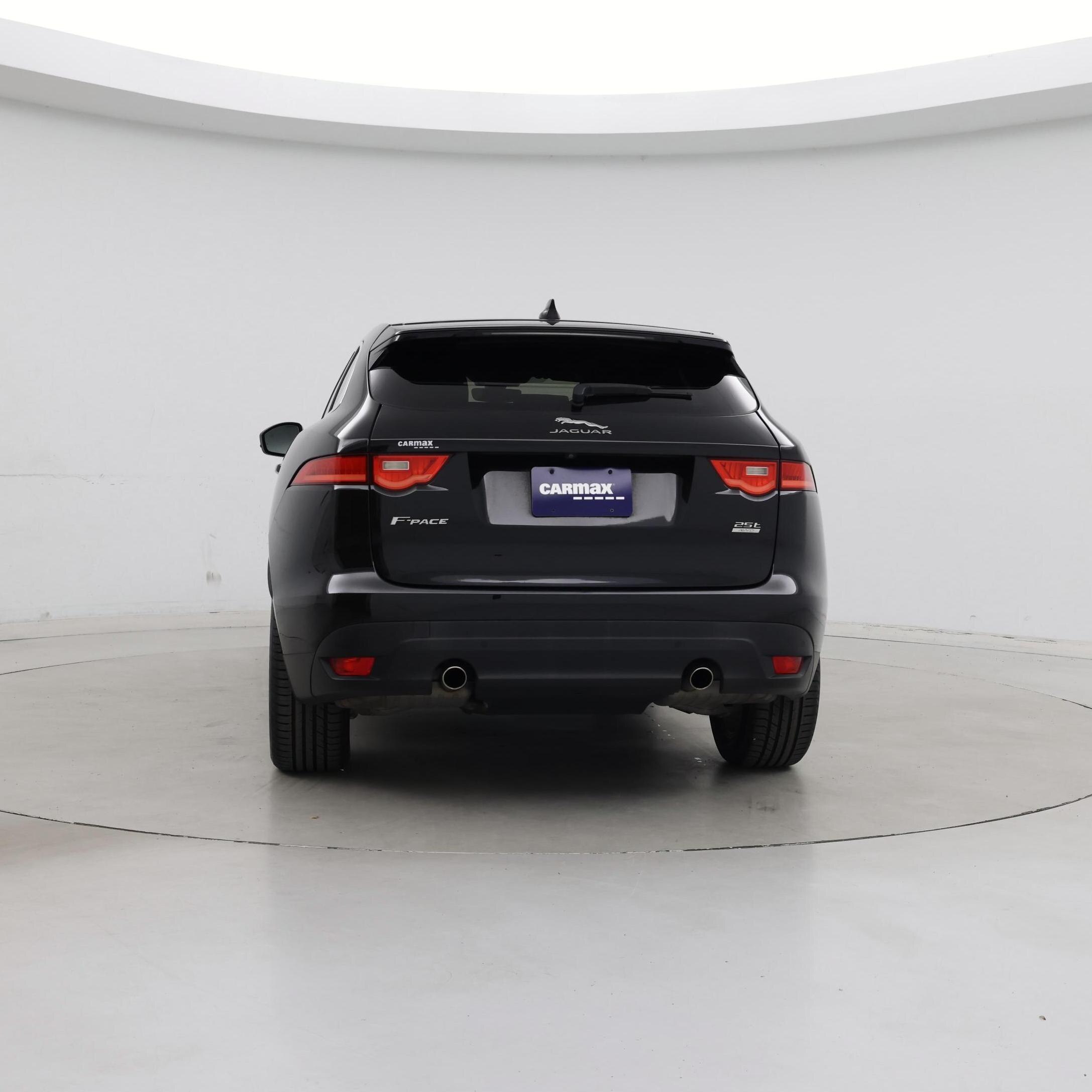 Thumbnail: 2020 Jaguar F-Pace - 6