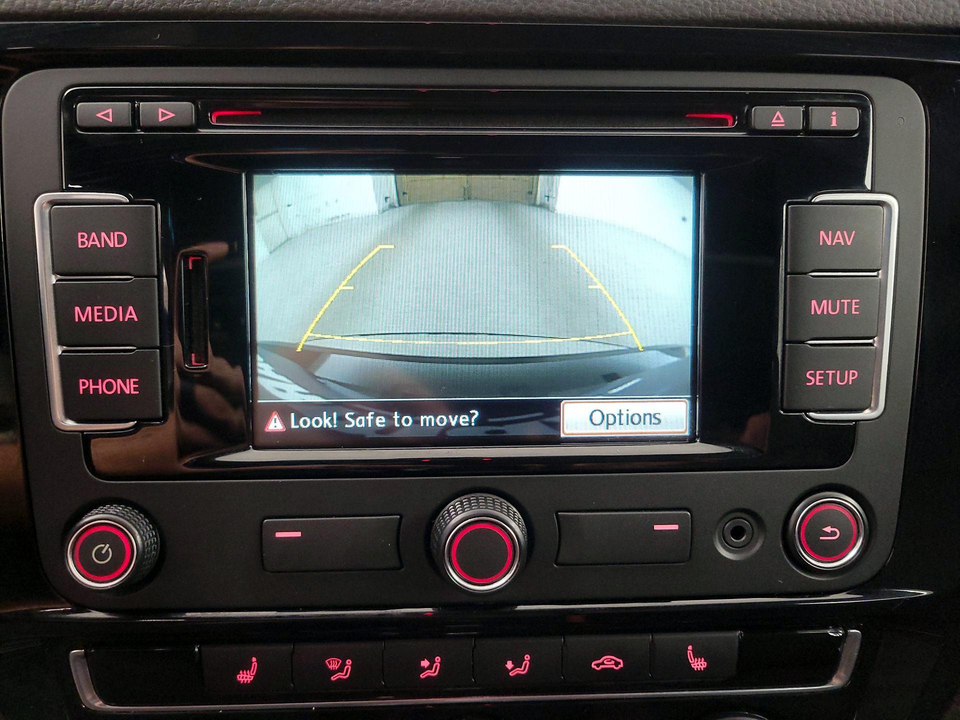 Thumbnail: 2015 Volkswagen Jetta - 14