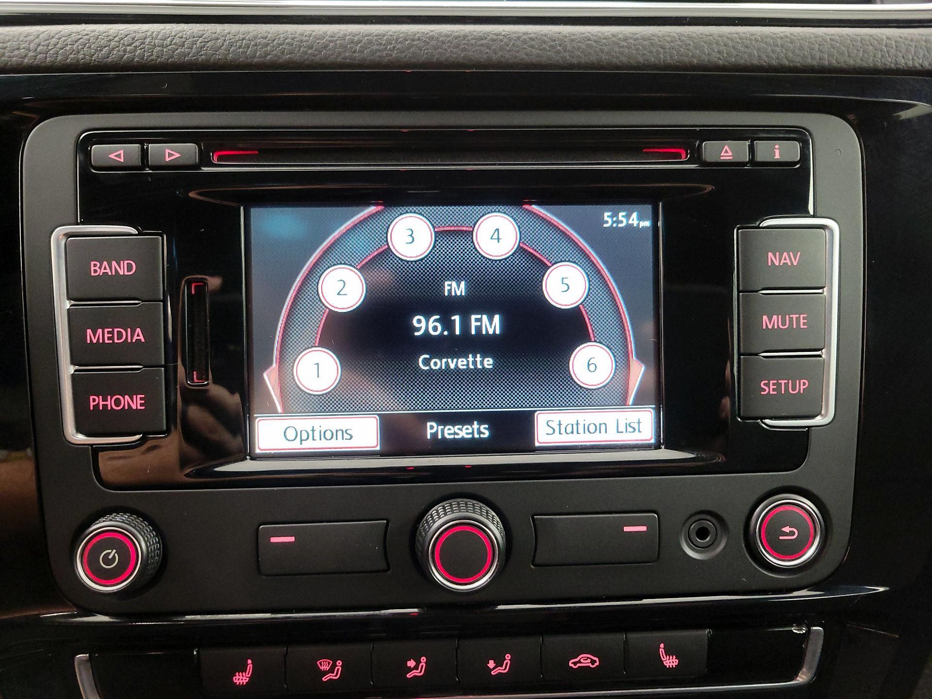 Thumbnail: 2015 Volkswagen Jetta - 15