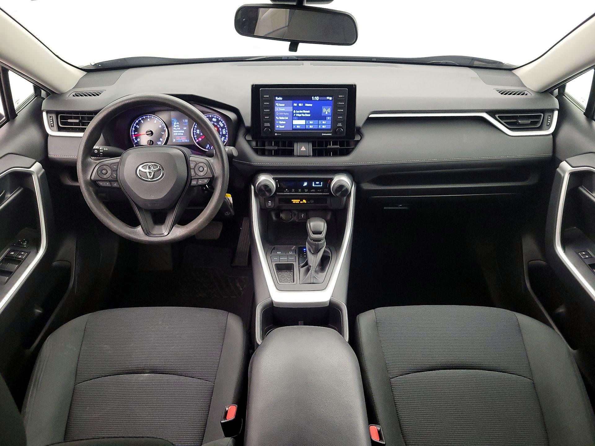 Thumbnail: 2022 Toyota RAV4 - 9