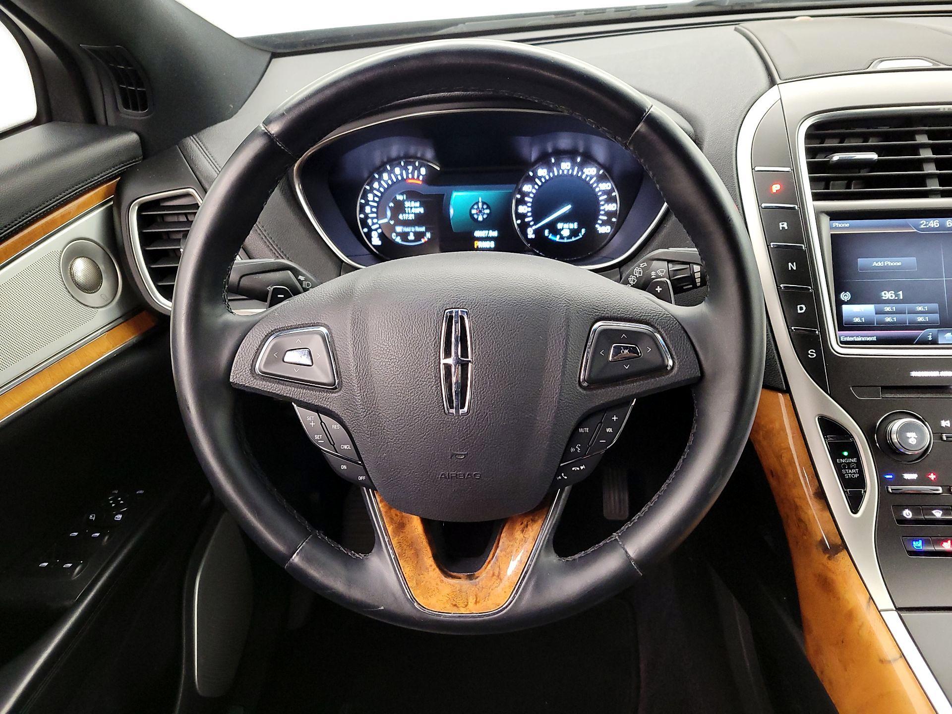 Thumbnail: 2016 Lincoln MKX - 10