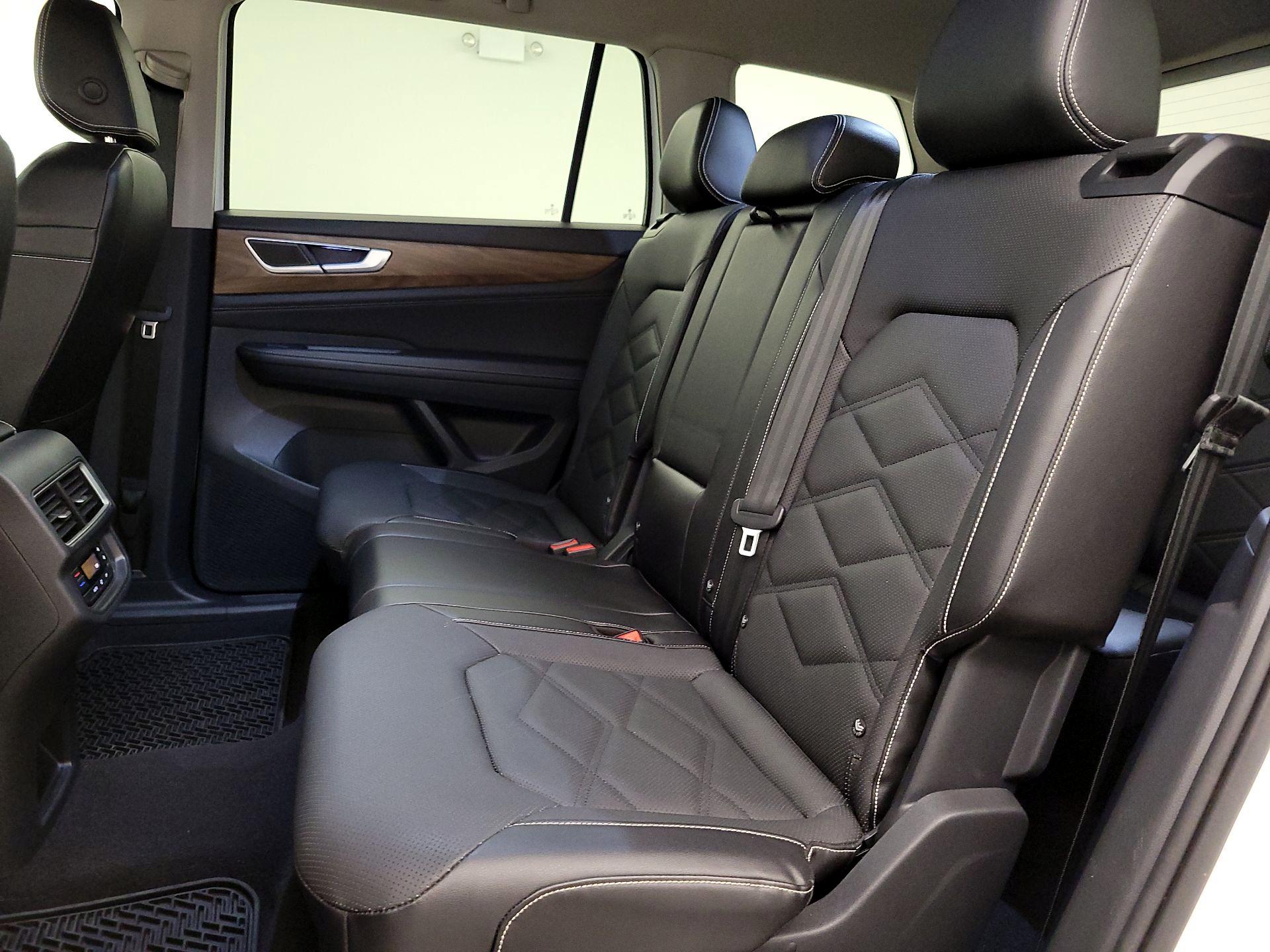 Thumbnail: 2024 Volkswagen Atlas - 19