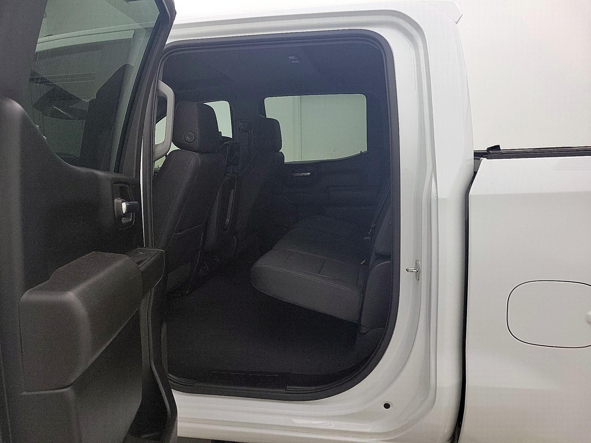 Thumbnail: 2023 Chevrolet Silverado 1500 - 19