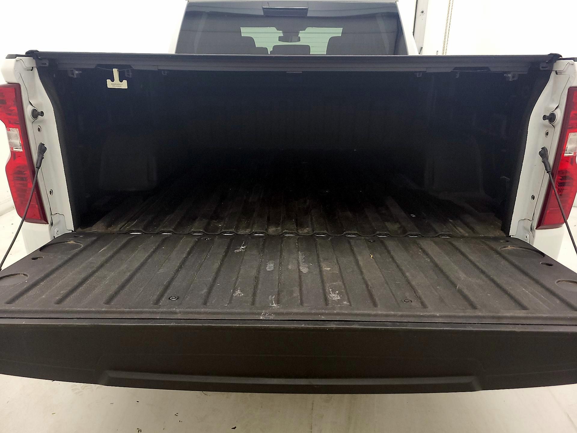 Thumbnail: 2023 Chevrolet Silverado 1500 - 20