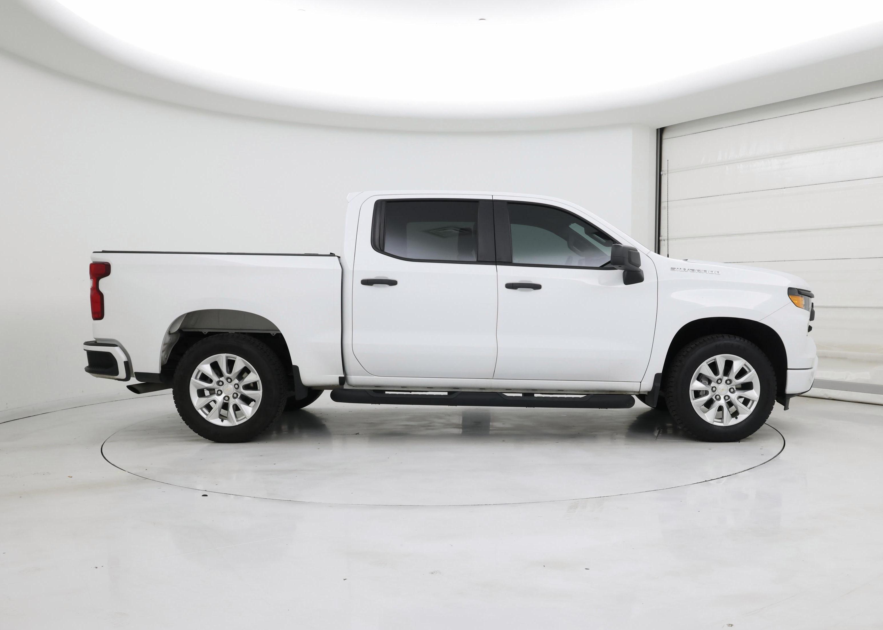 Thumbnail: 2023 Chevrolet Silverado 1500 - 7