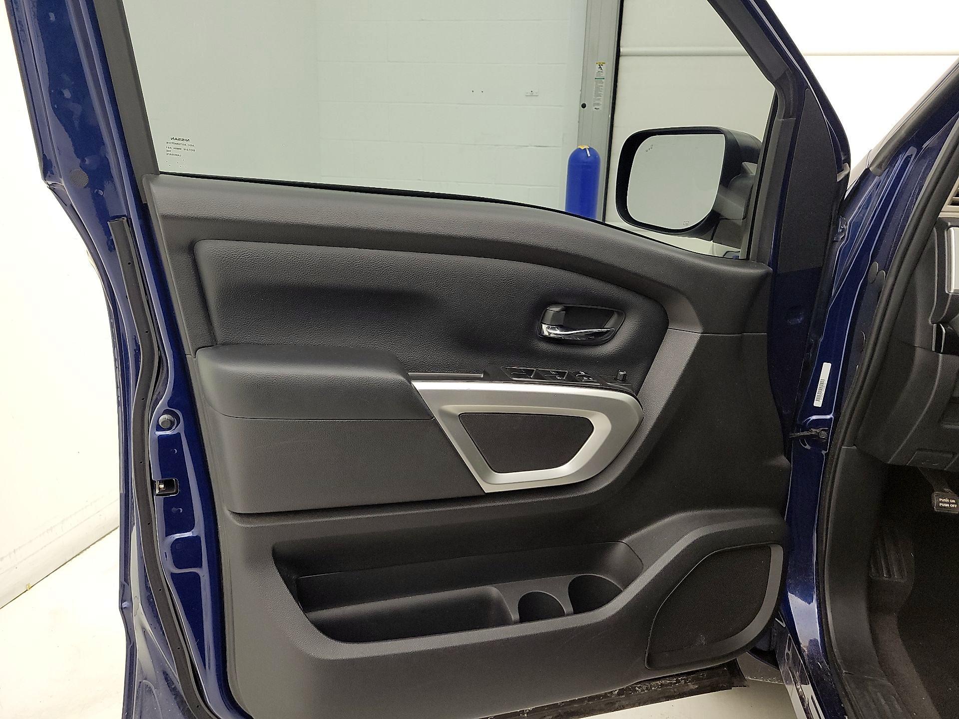 Thumbnail: 2021 Nissan Titan - 12