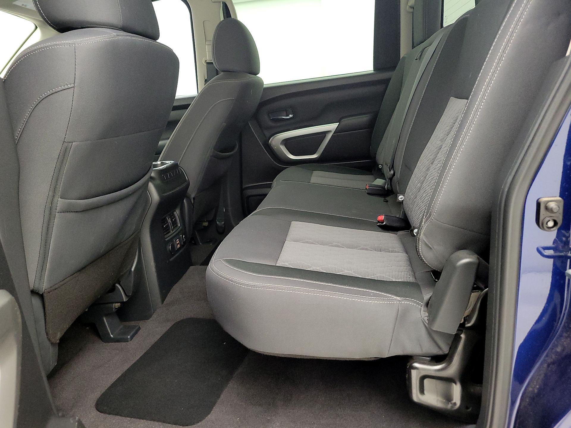 Thumbnail: 2021 Nissan Titan - 20