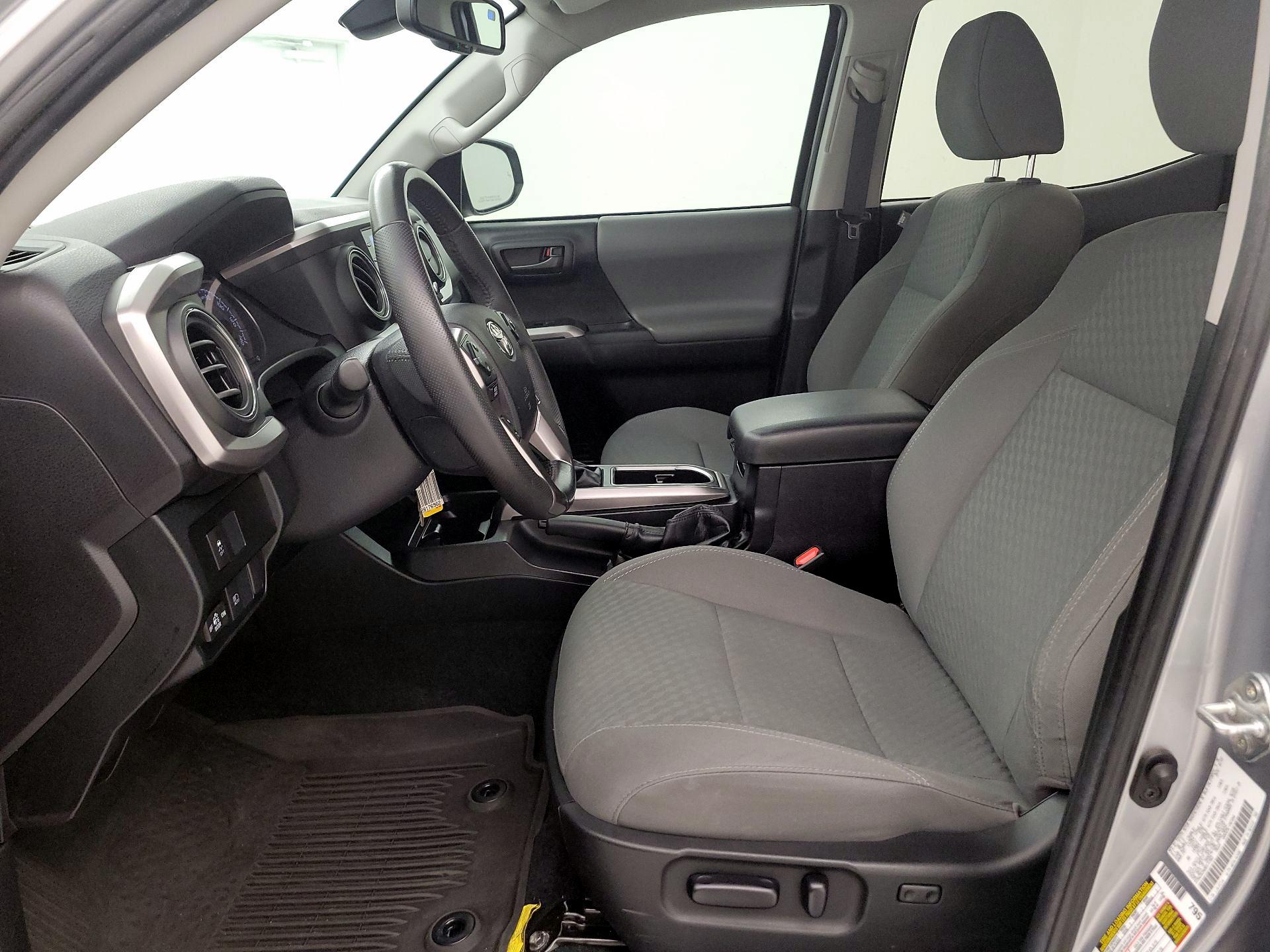 Thumbnail: 2022 Toyota Tacoma - 11