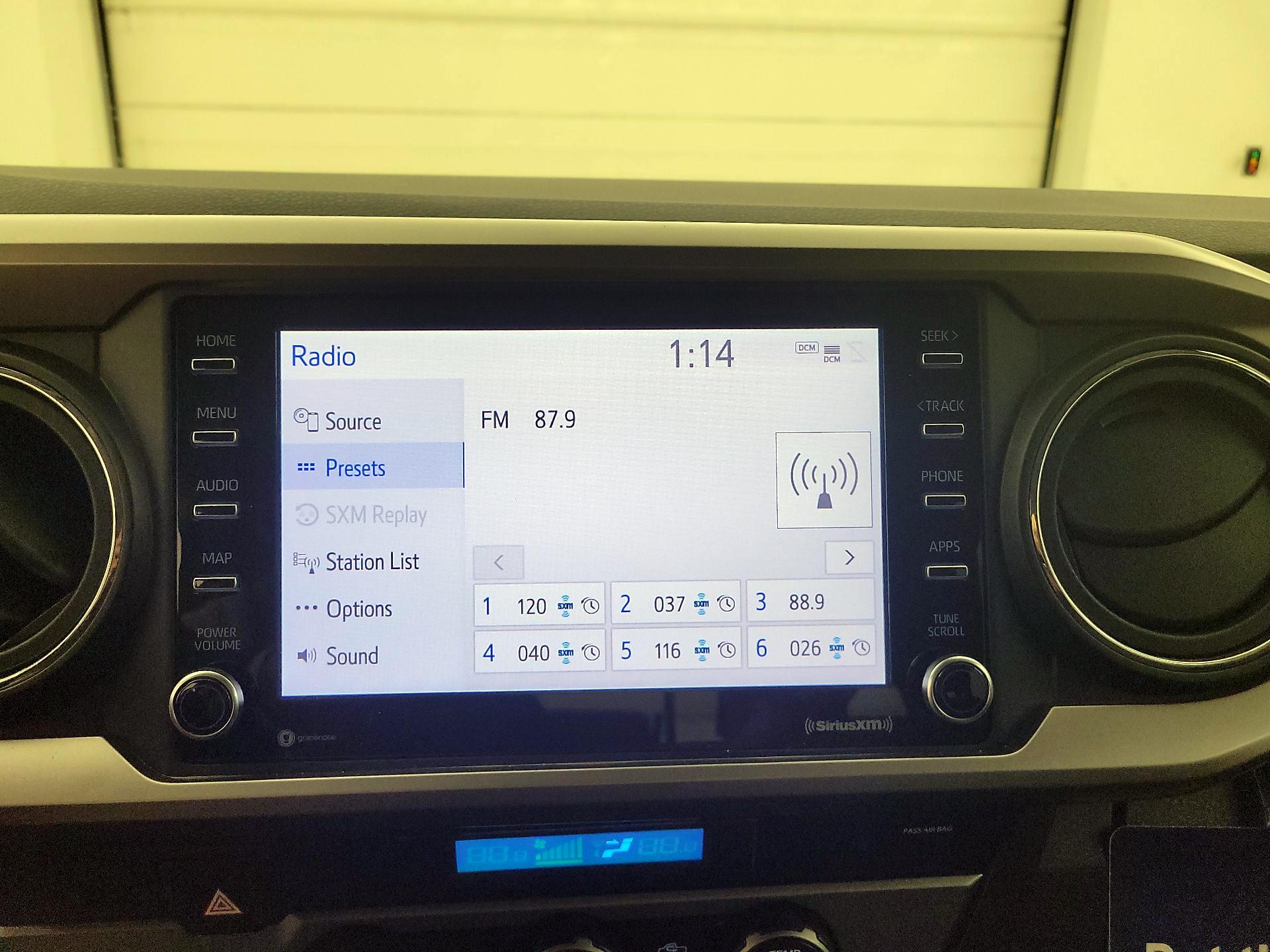 Thumbnail: 2022 Toyota Tacoma - 15