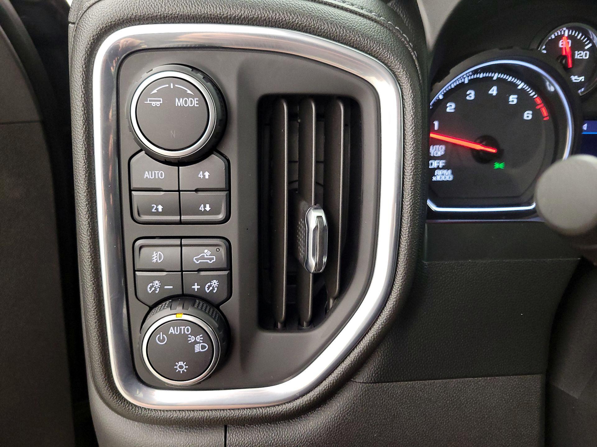 Thumbnail: 2021 Chevrolet Silverado 1500 - 13