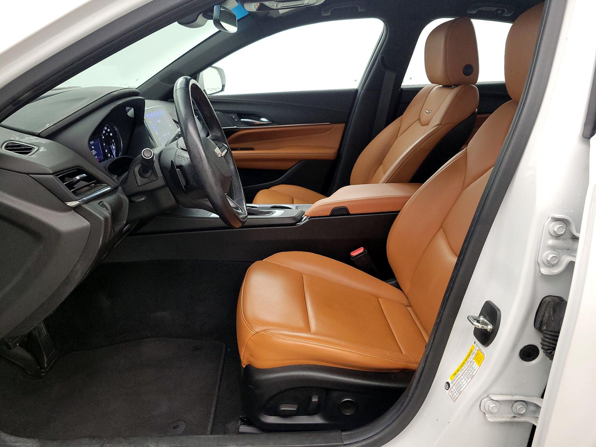 Thumbnail: 2021 Cadillac CT4 - 11