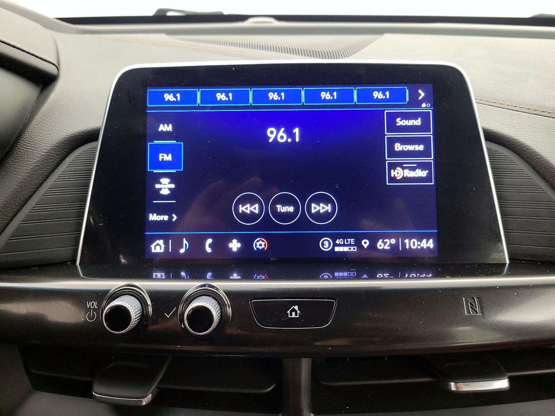 Thumbnail: 2021 Cadillac CT4 - 15