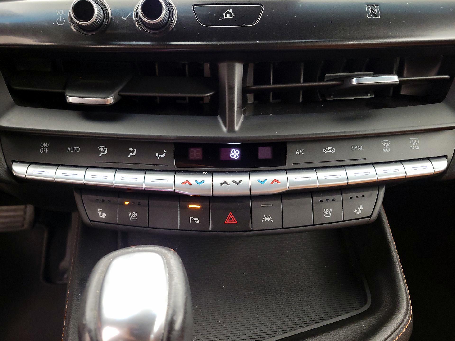 Thumbnail: 2021 Cadillac CT4 - 16