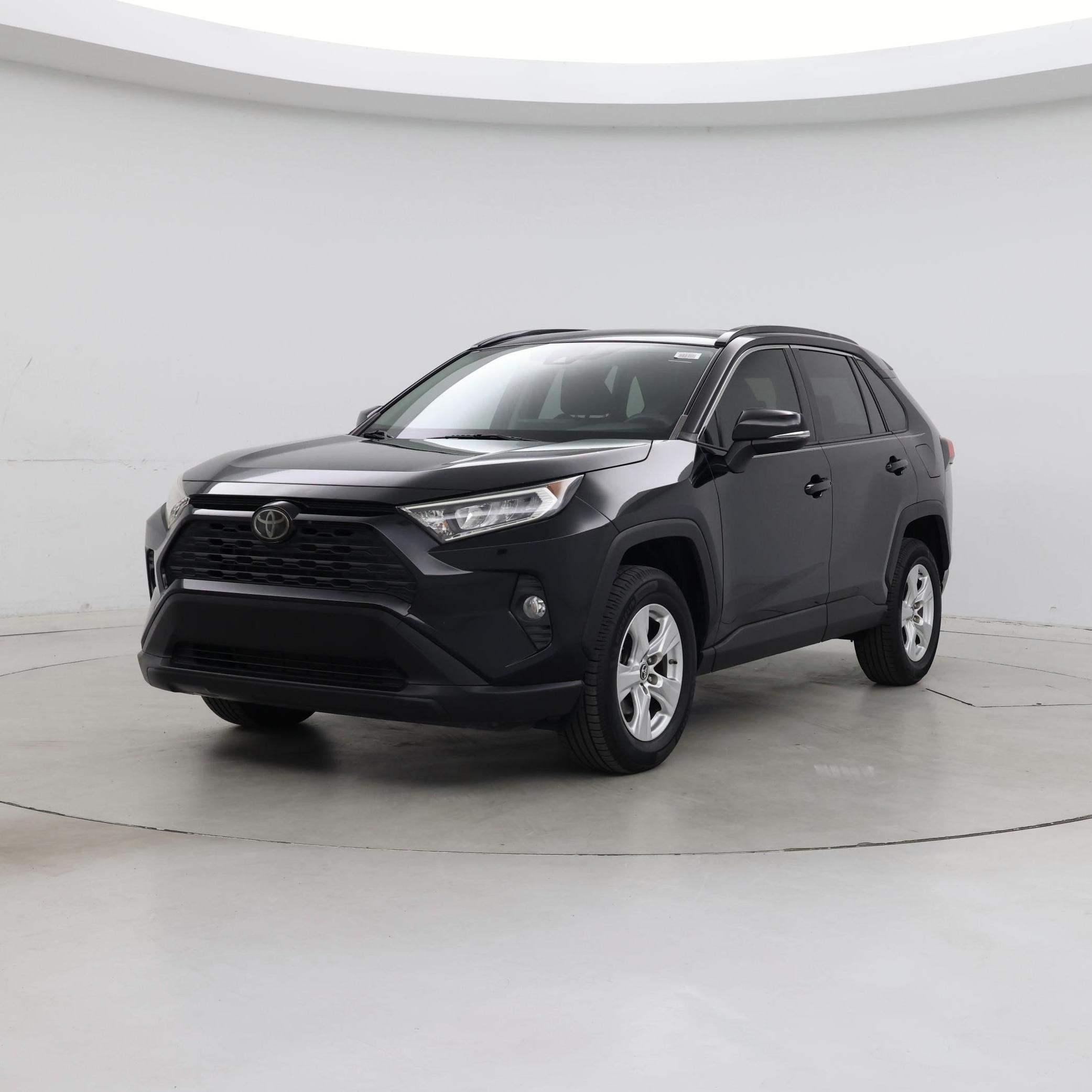 Thumbnail: 2019 Toyota RAV4 - 4