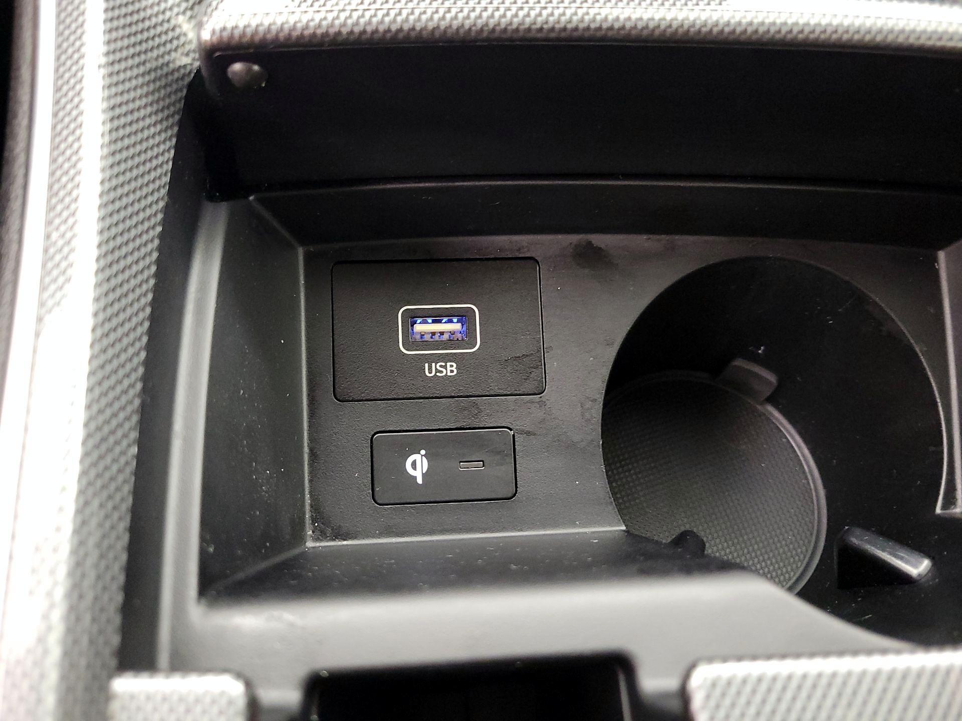 Thumbnail: 2021 Hyundai Santa Fe - 18