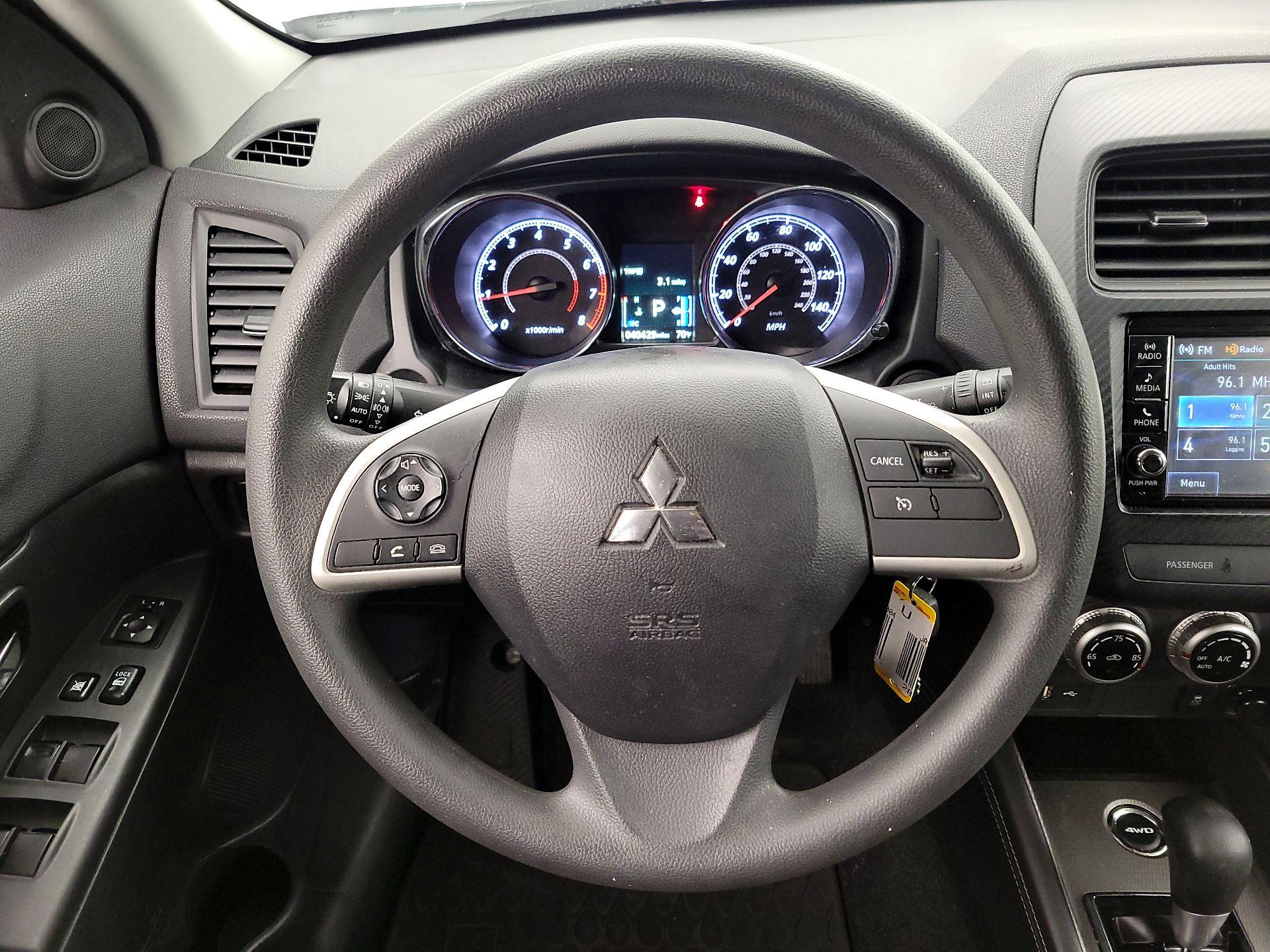 Thumbnail: 2023 Mitsubishi Outlander Sport - 10