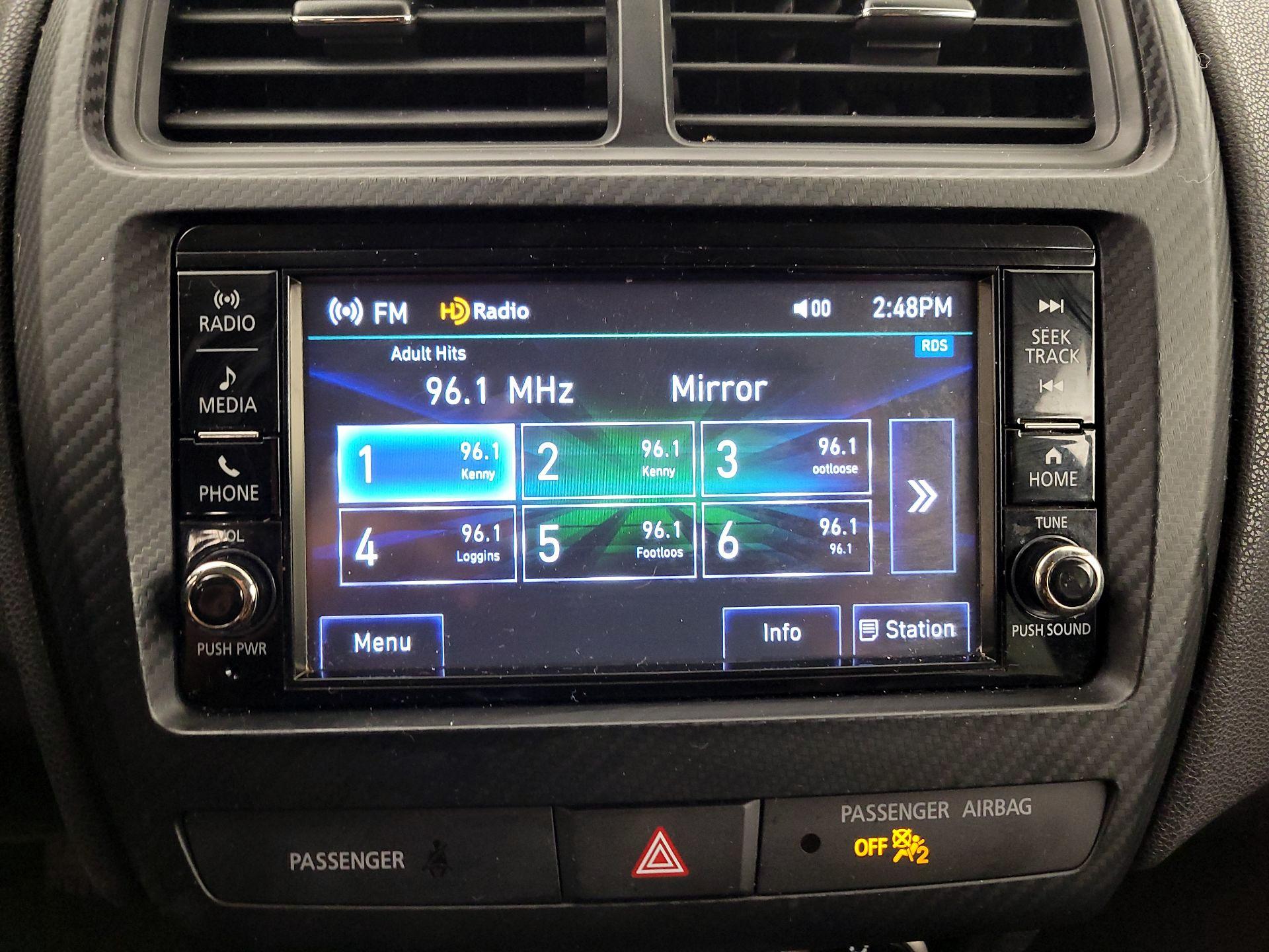 Thumbnail: 2023 Mitsubishi Outlander Sport - 15