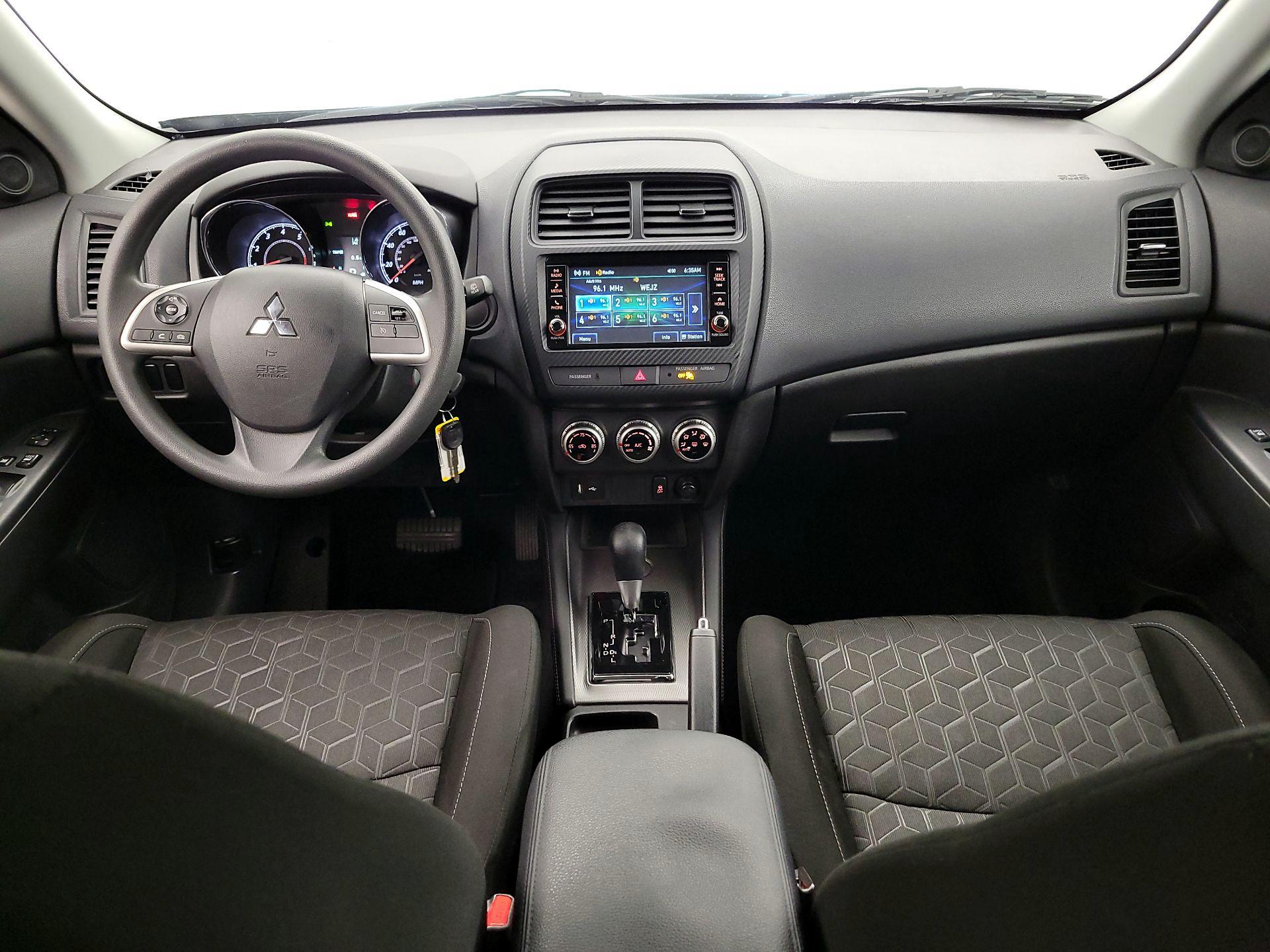 Thumbnail: 2022 Mitsubishi Outlander Sport - 9