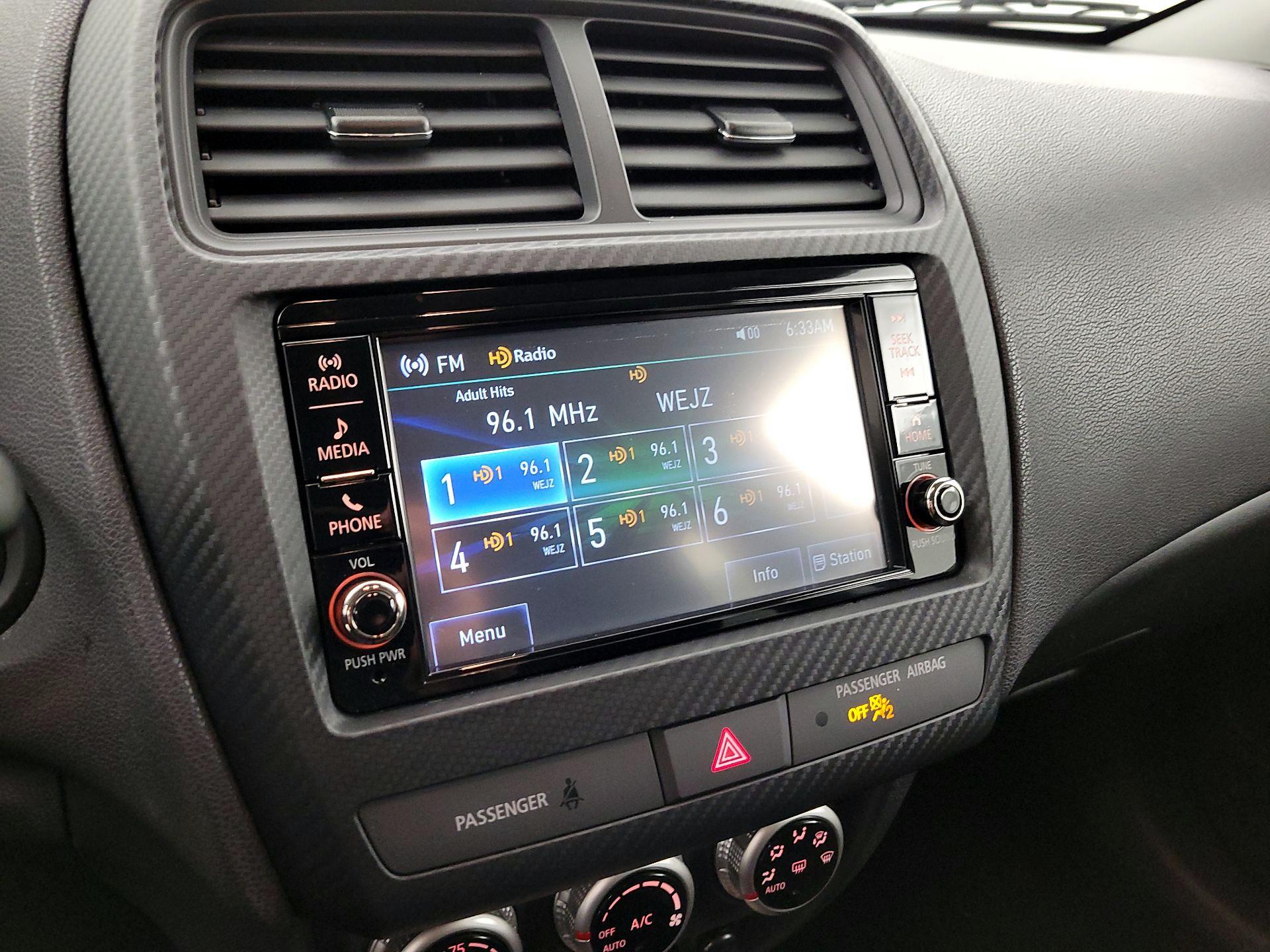 Thumbnail: 2022 Mitsubishi Outlander Sport - 15