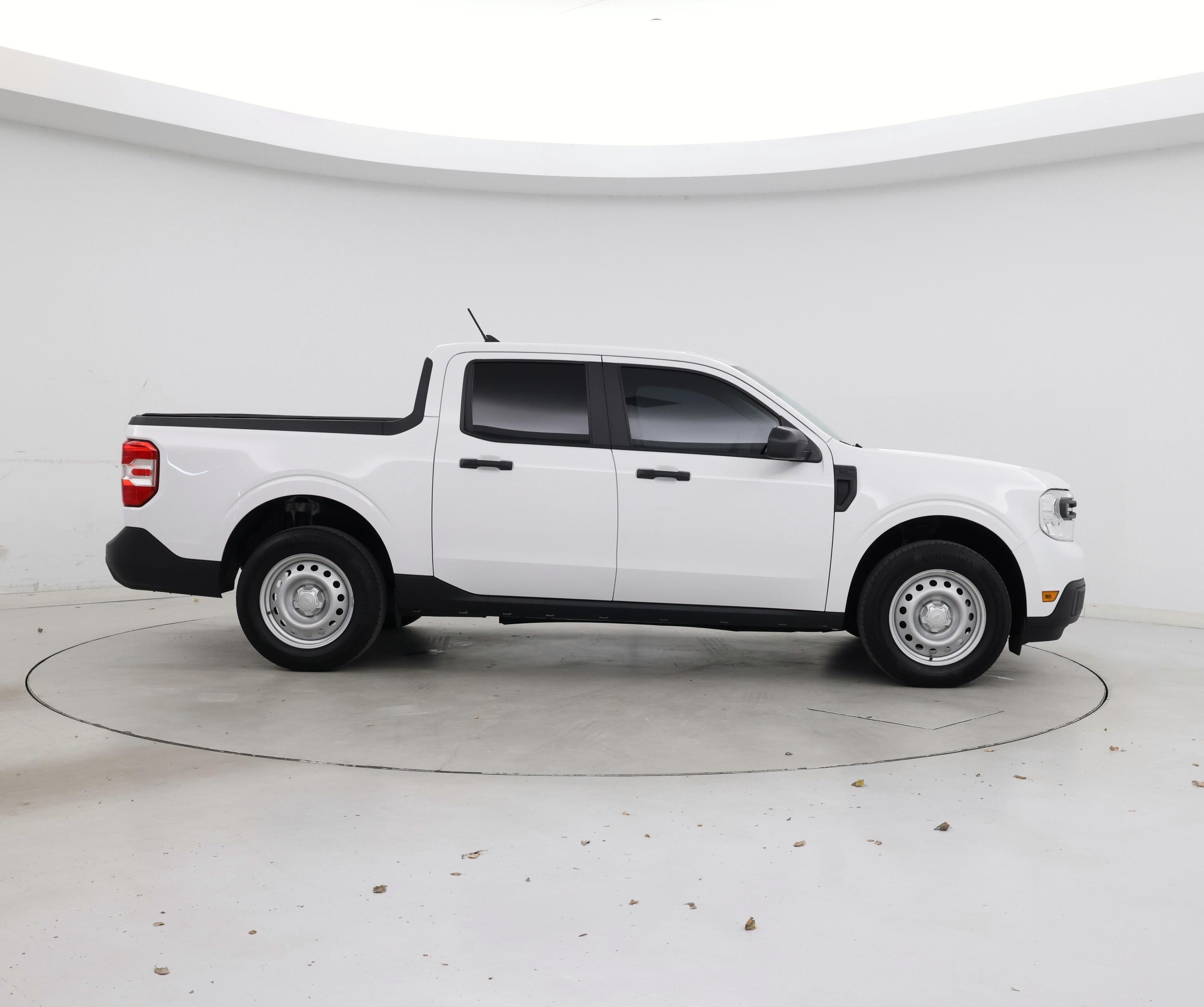 Thumbnail: 2022 Ford Maverick - 7