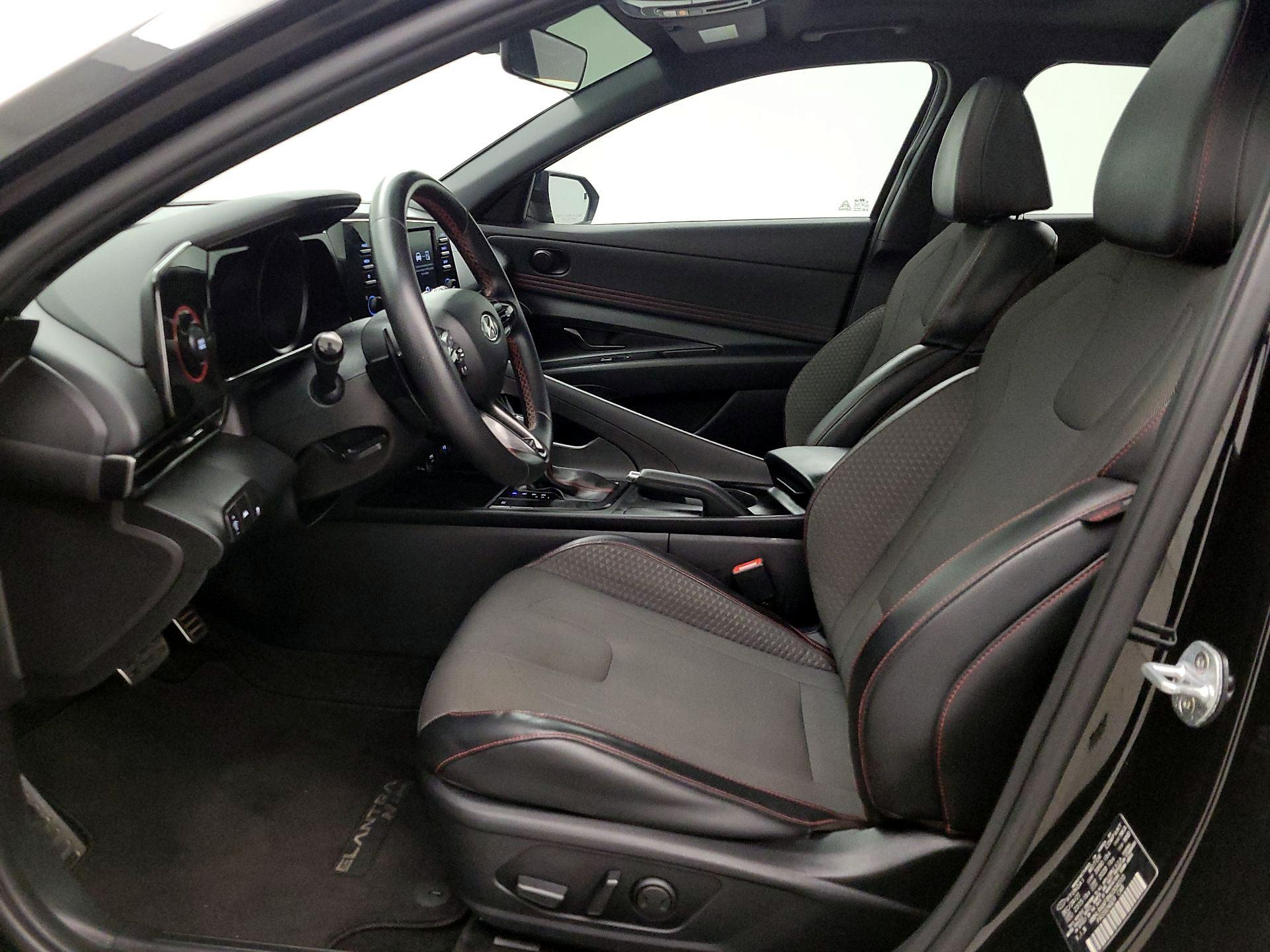 Thumbnail: 2022 Hyundai Elantra - 11