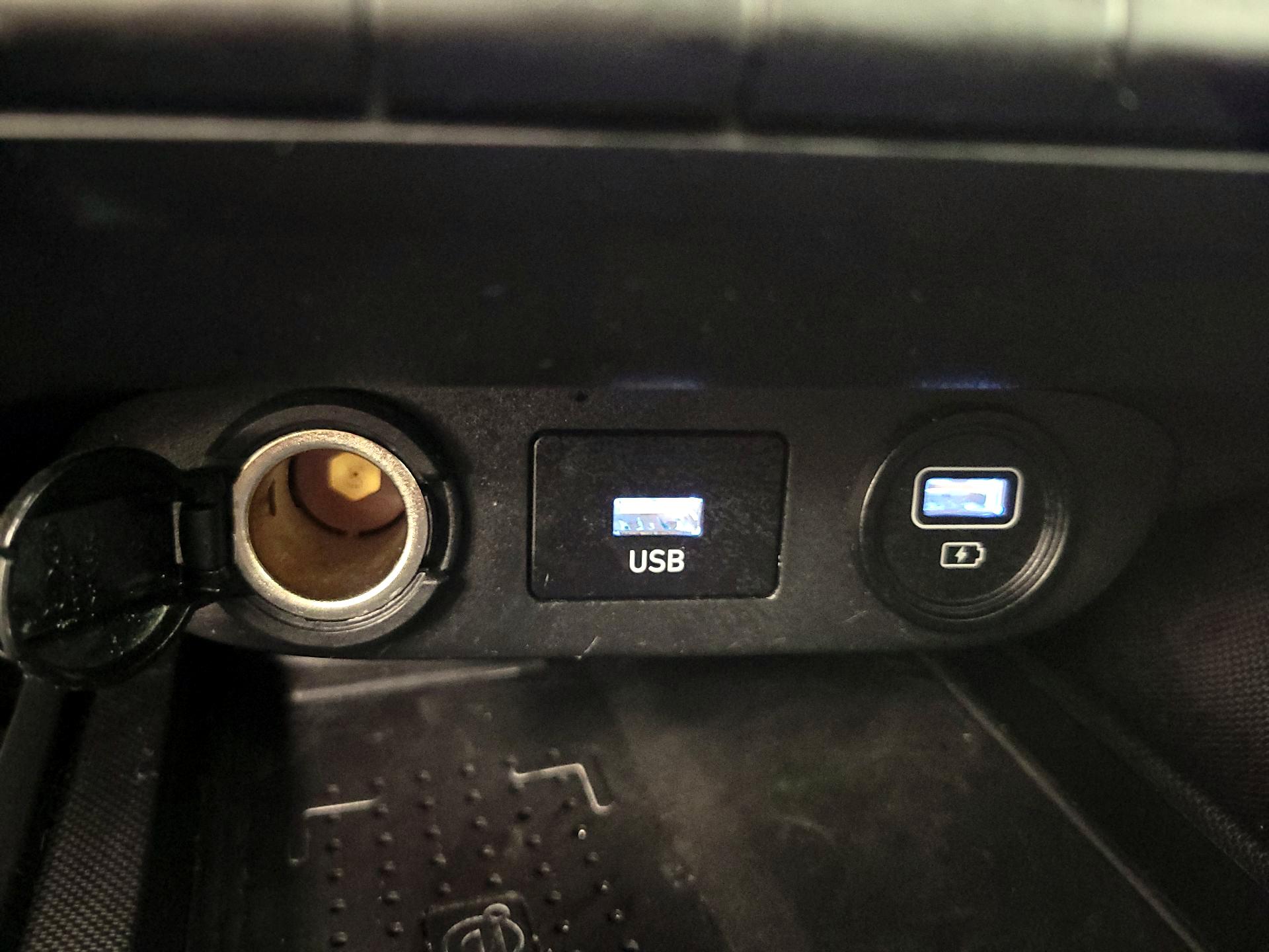 Thumbnail: 2022 Hyundai Elantra - 18