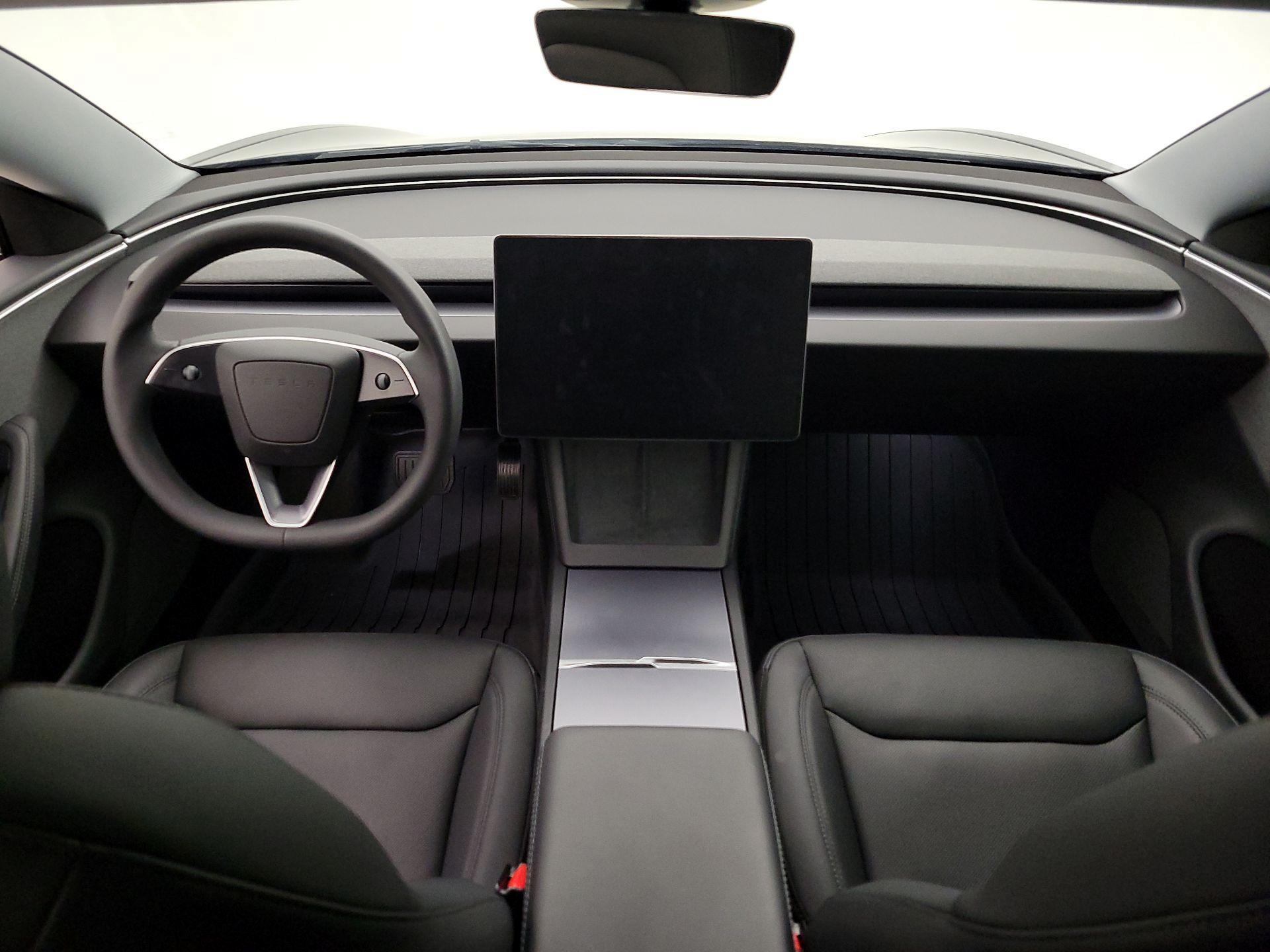 Thumbnail: 2025 Tesla Model 3 - 9