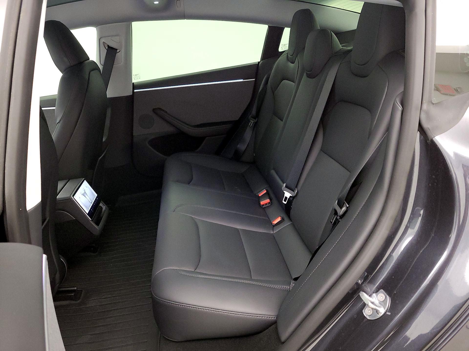 Thumbnail: 2025 Tesla Model 3 - 20