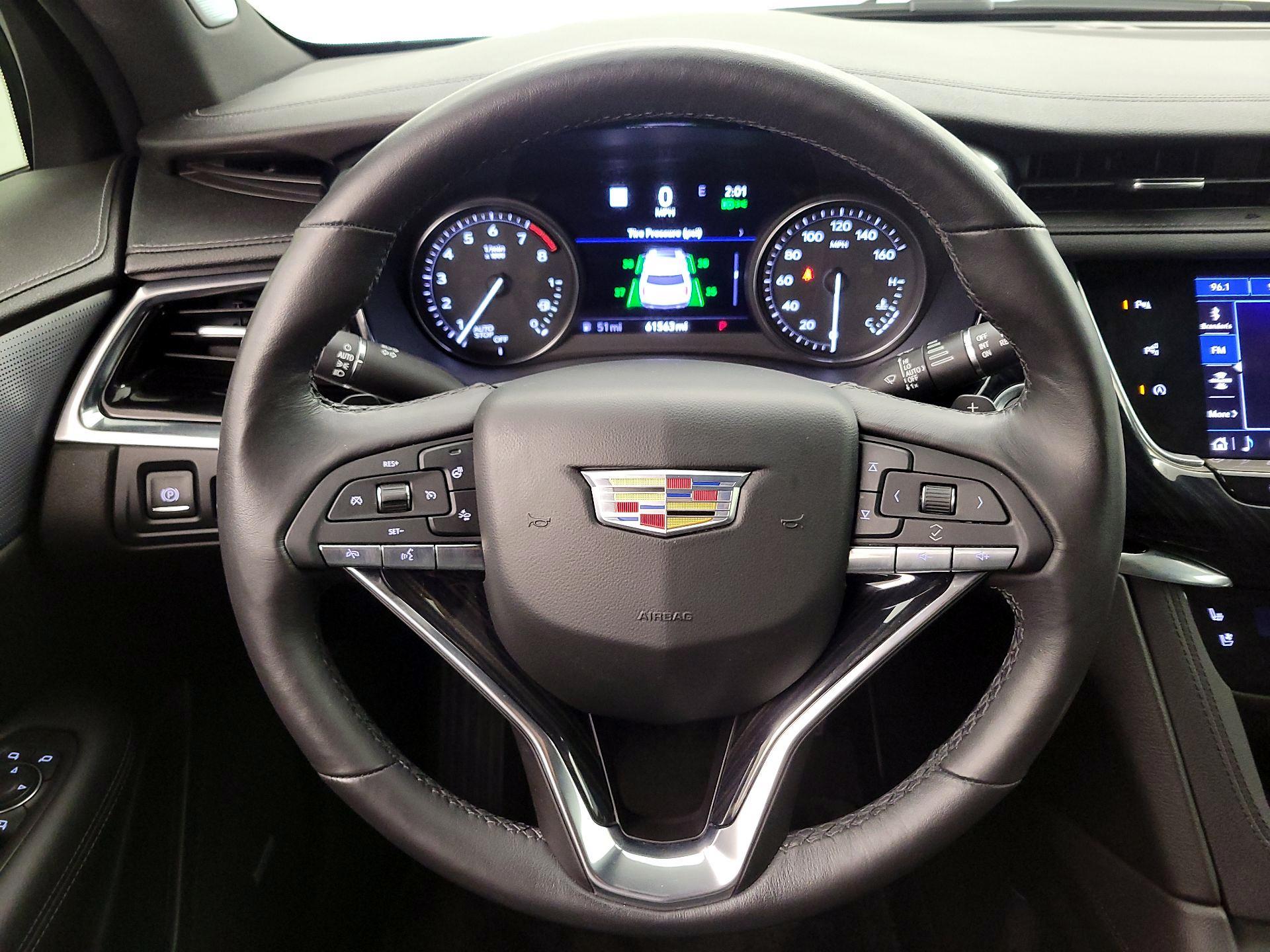 Thumbnail: 2020 Cadillac XT6 - 10