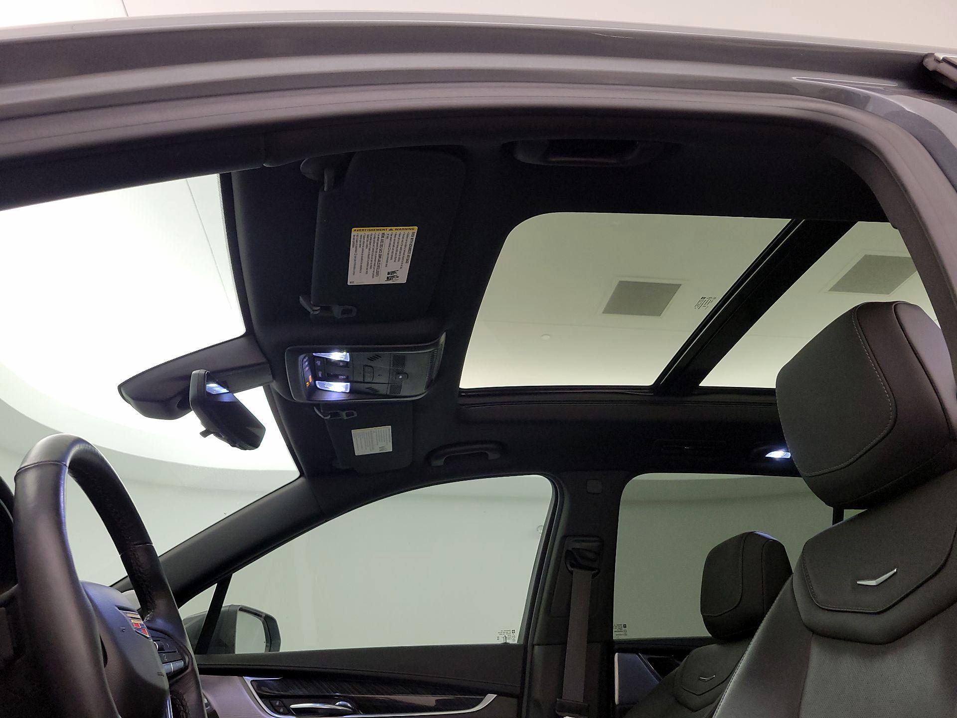 Thumbnail: 2020 Cadillac XT6 - 20