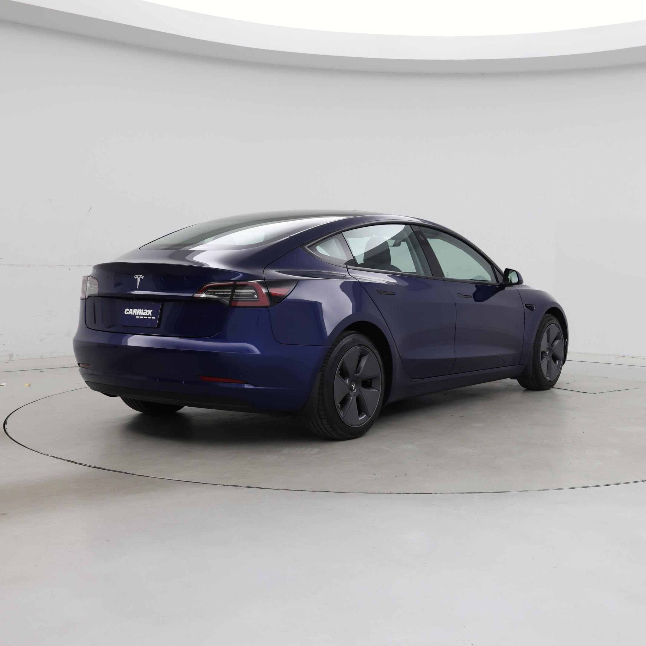 Thumbnail: 2023 Tesla Model 3 - 8