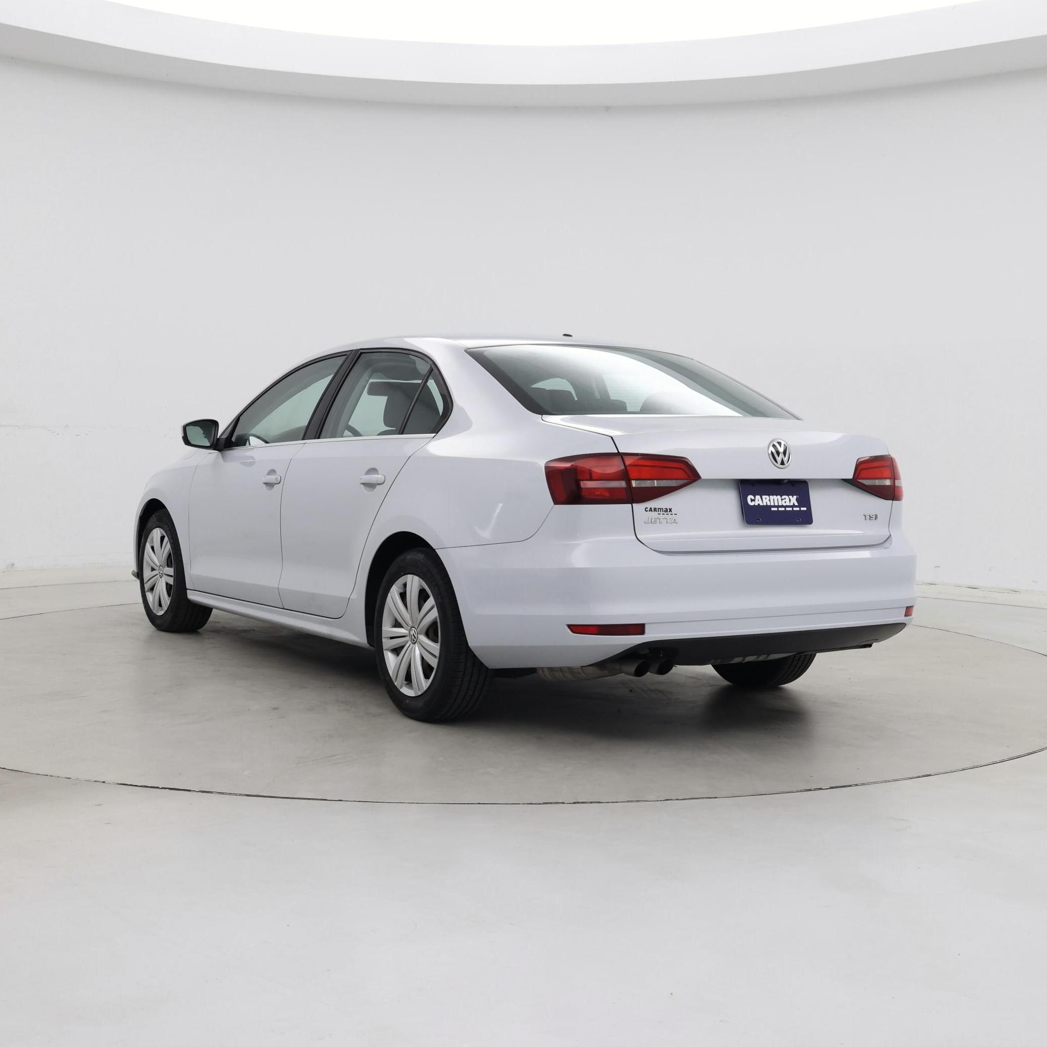 Thumbnail: 2017 Volkswagen Jetta - 2