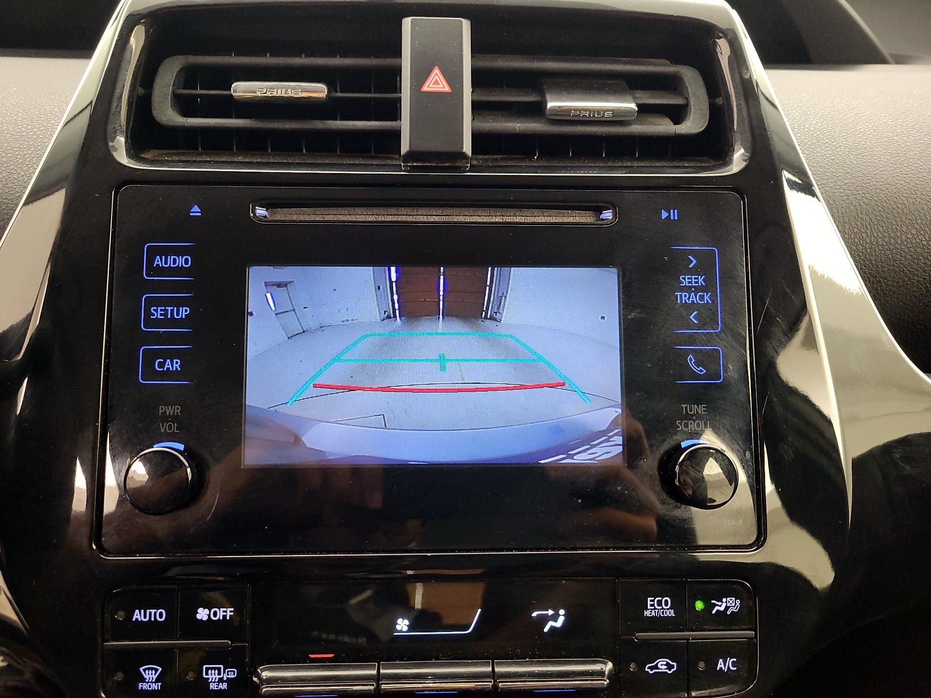 Thumbnail: 2016 Toyota Prius - 14