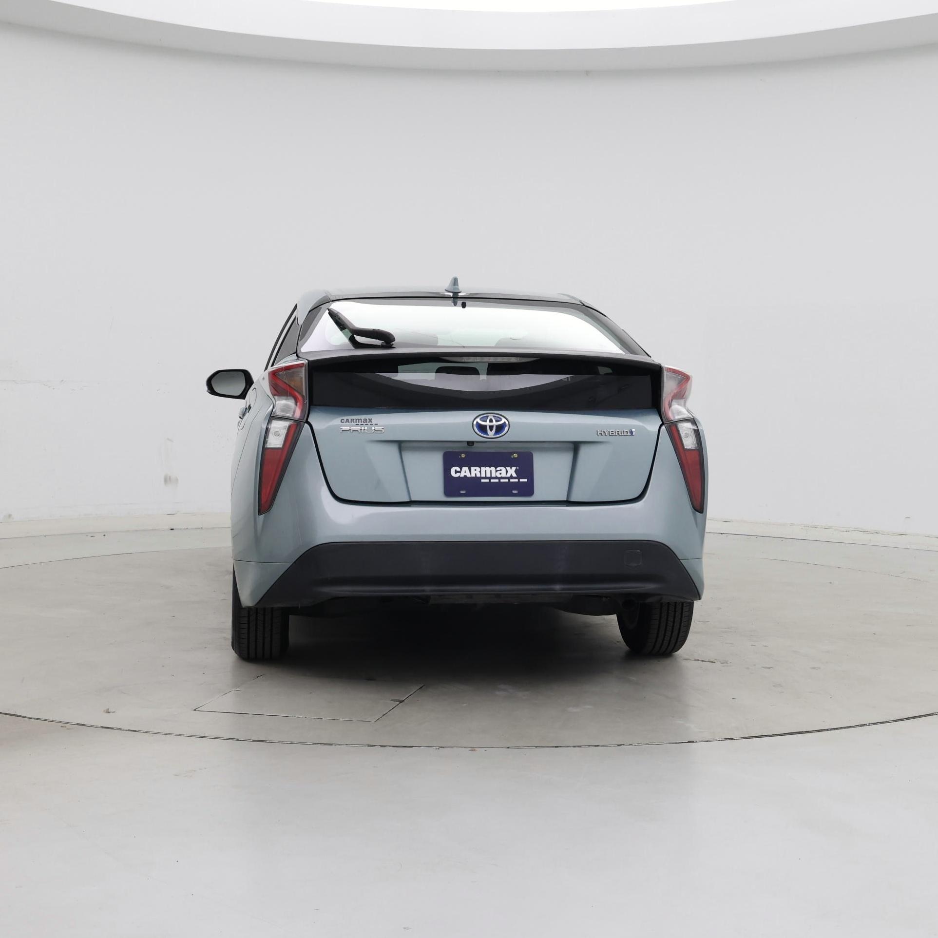Thumbnail: 2016 Toyota Prius - 6