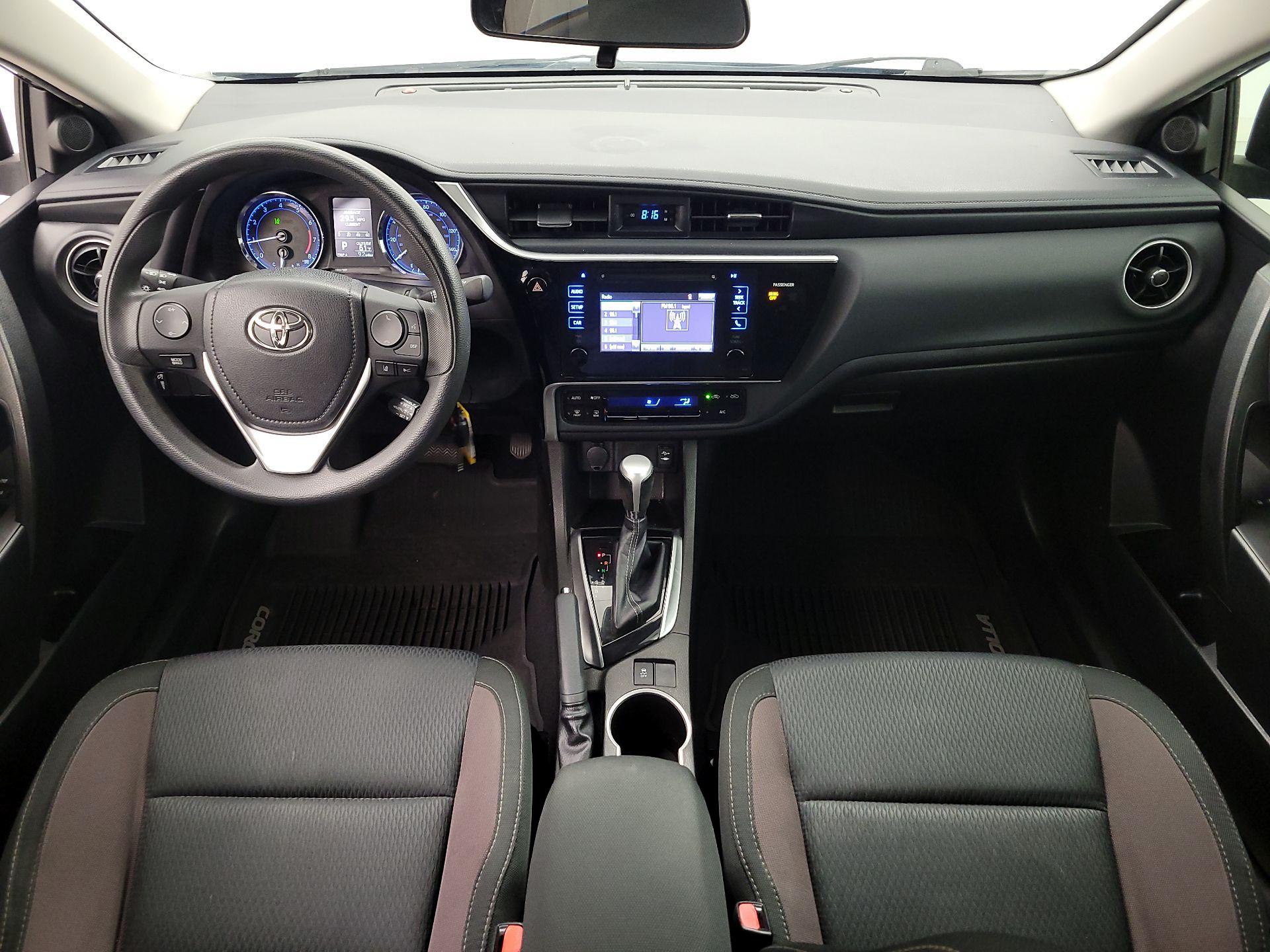 Thumbnail: 2017 Toyota Corolla - 9