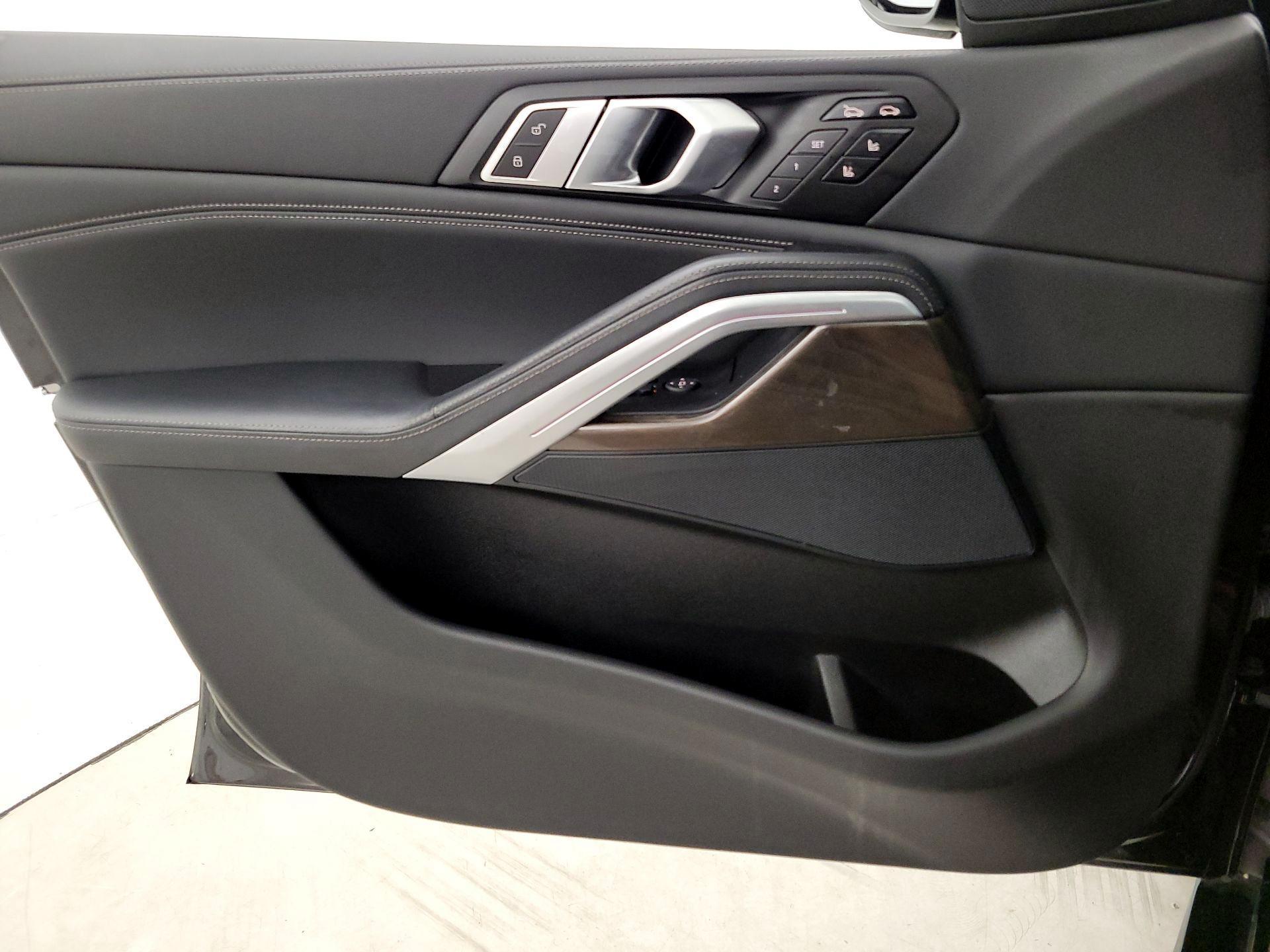 Thumbnail: 2023 BMW X6 - 12