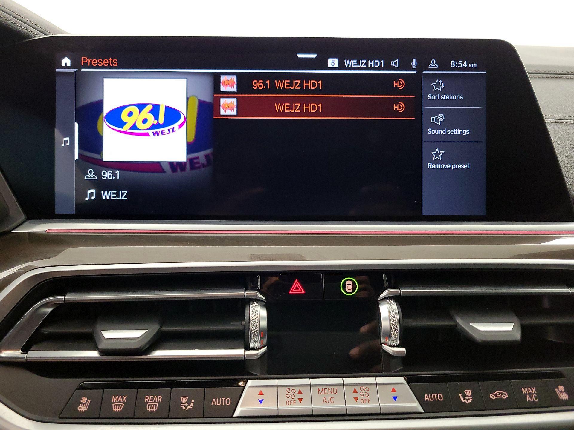 Thumbnail: 2023 BMW X6 - 16